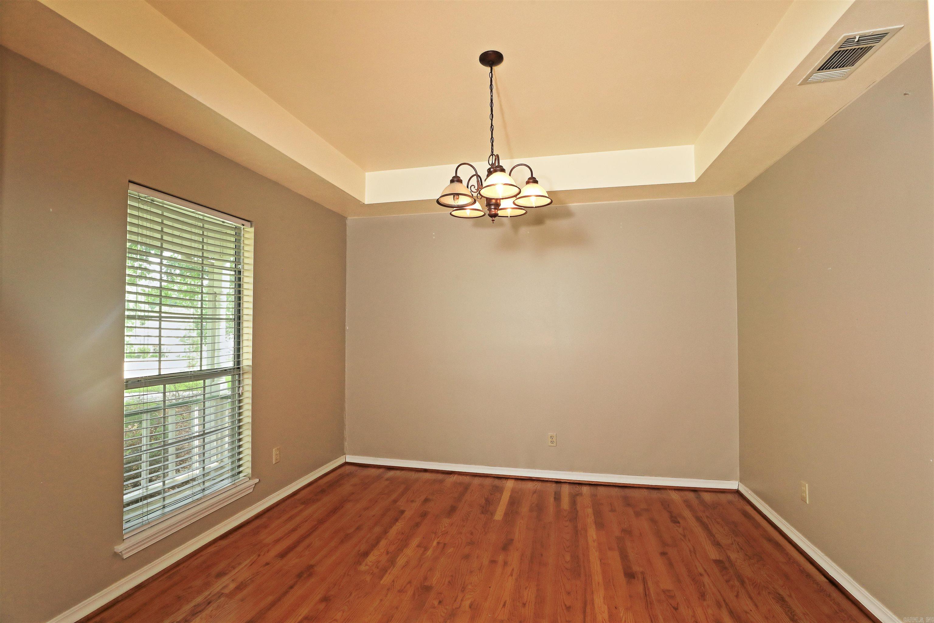 327  Regal Oaks  White Hall, AR