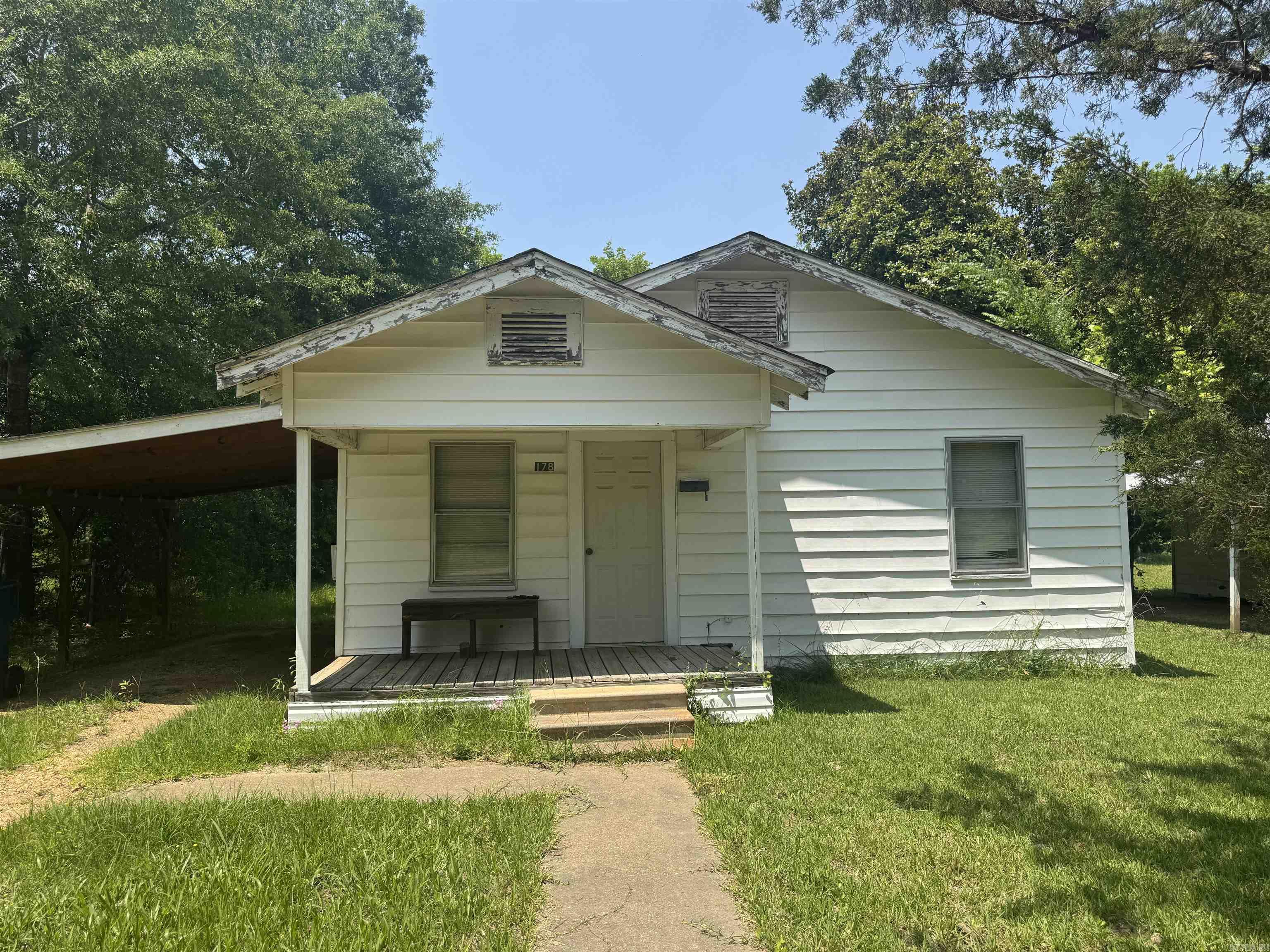 178  Cedar  Camden, AR