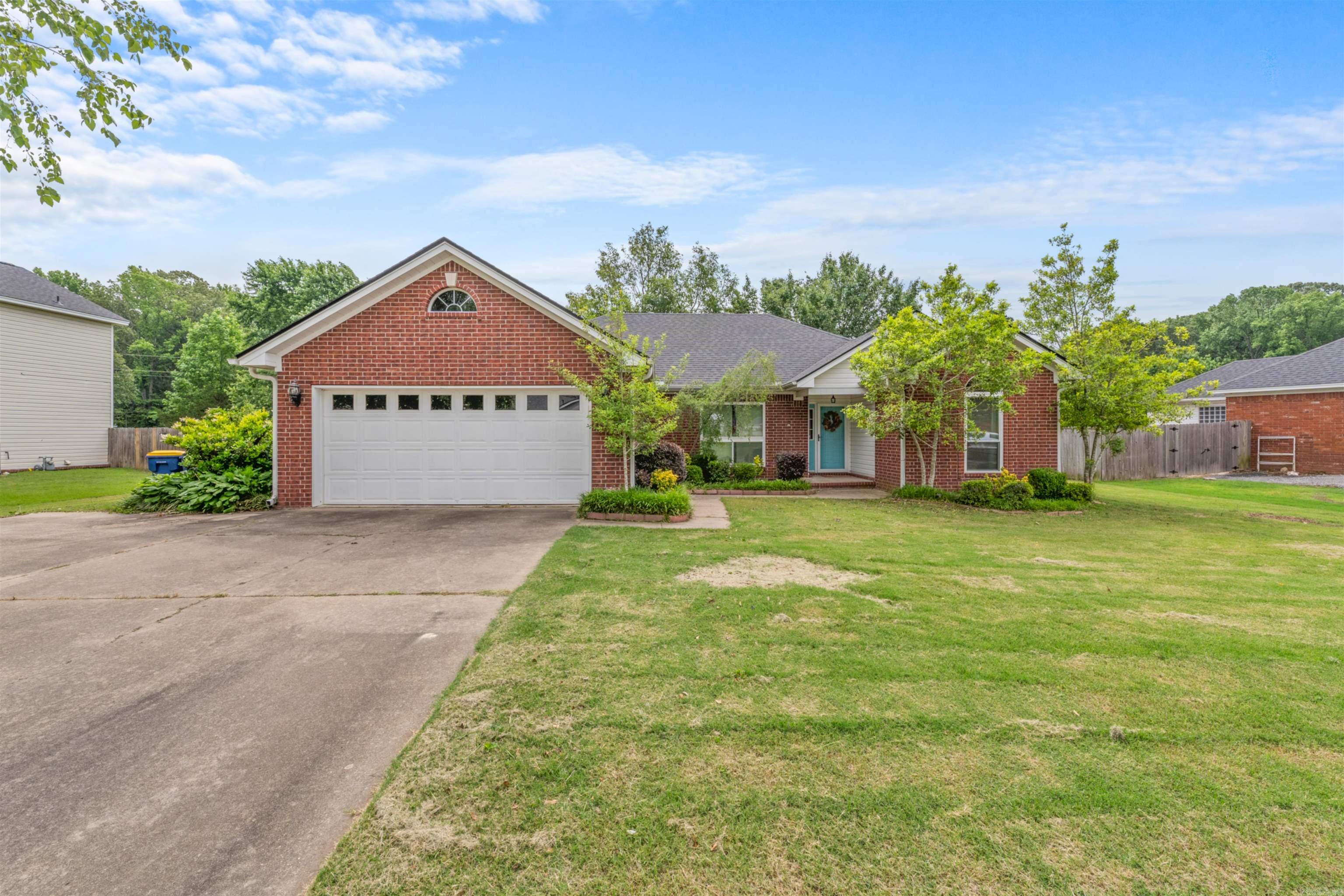 15  Diamond Dr  Cabot, AR