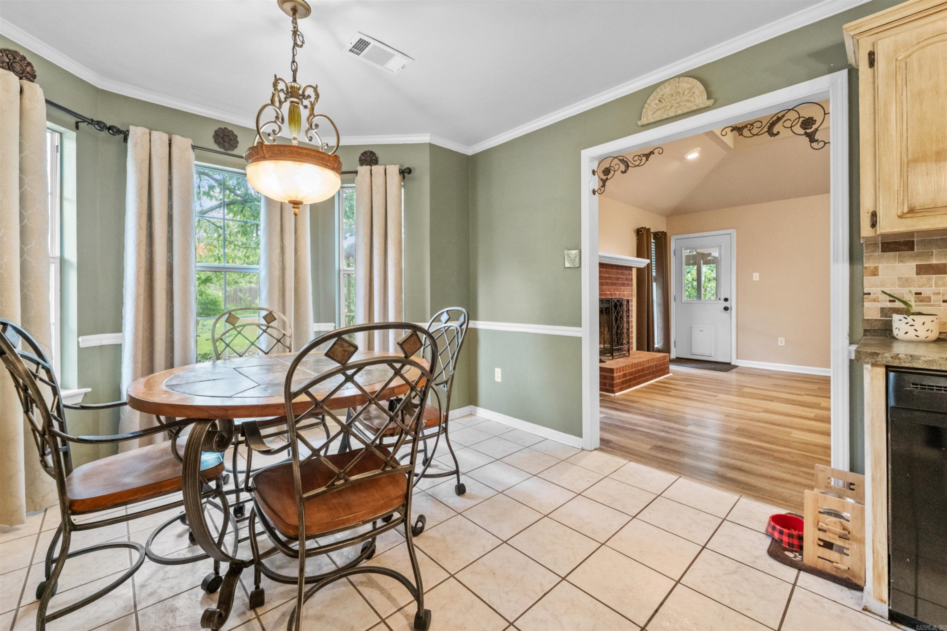 15  Diamond Dr  Cabot, AR