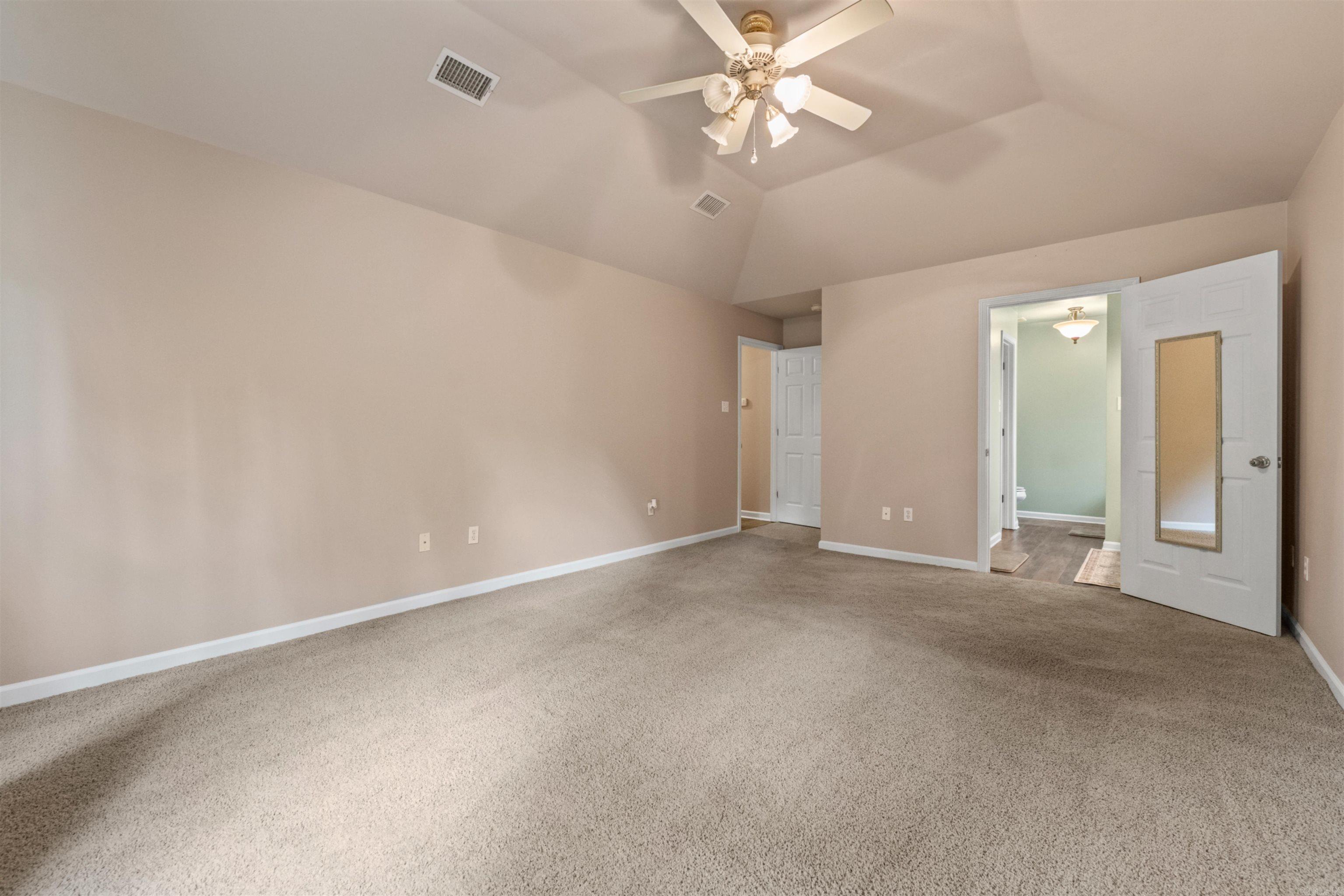 15  Diamond Dr  Cabot, AR