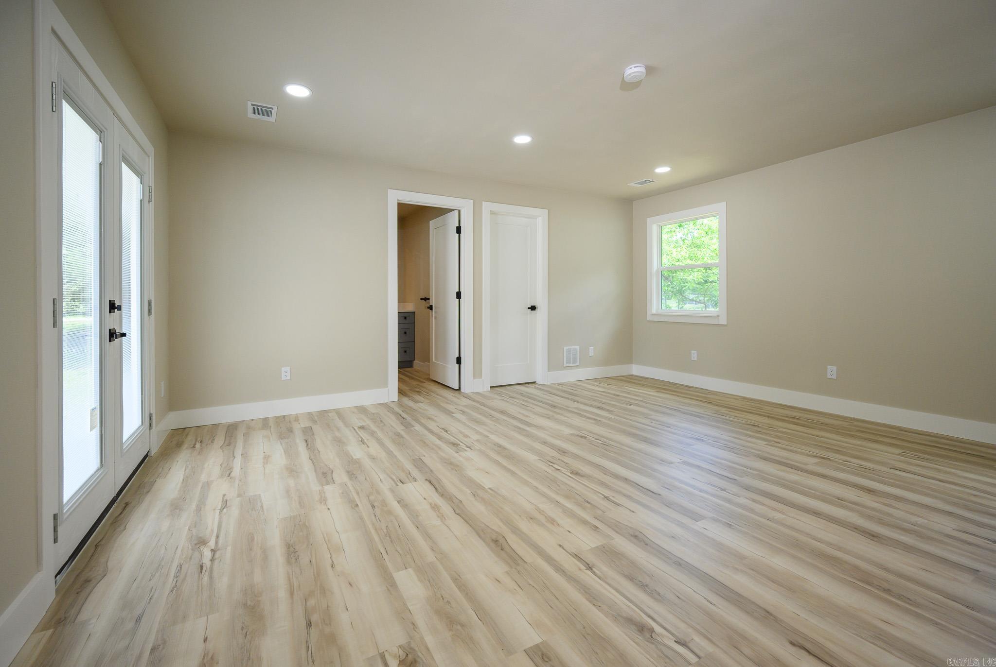 306  Gary Dr.  Mena, AR