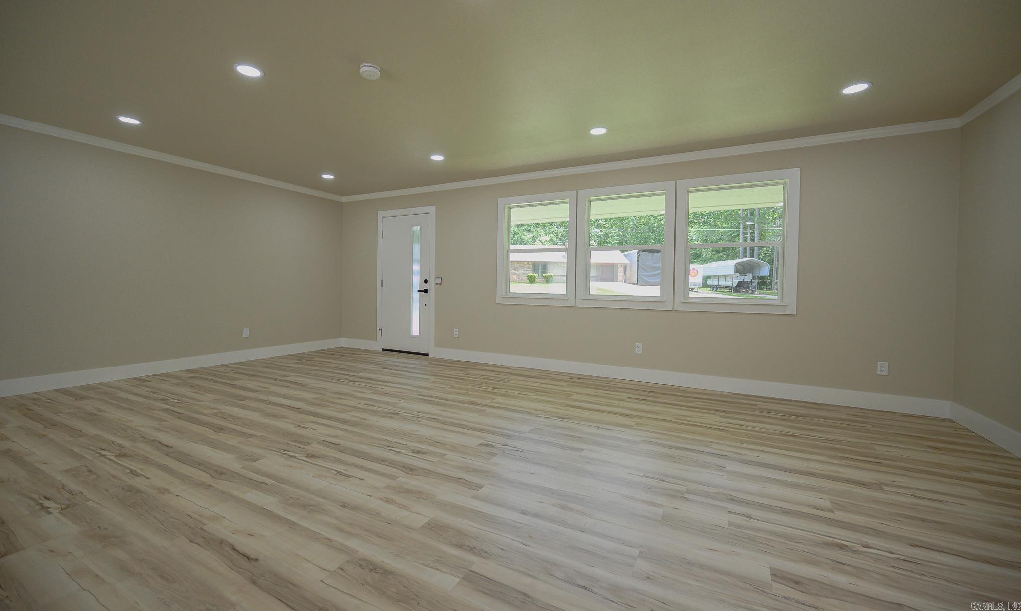 306  Gary Dr.  Mena, AR