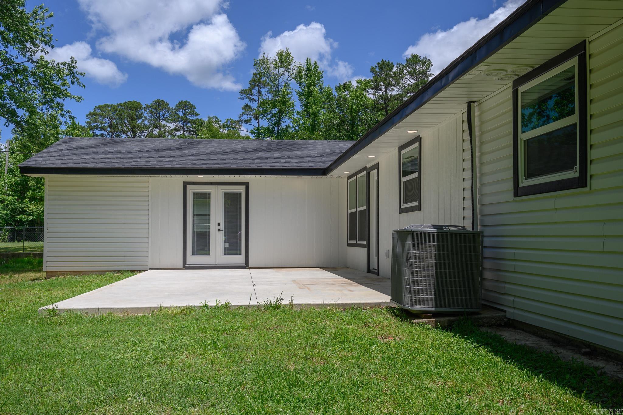 306  Gary Dr.  Mena, AR