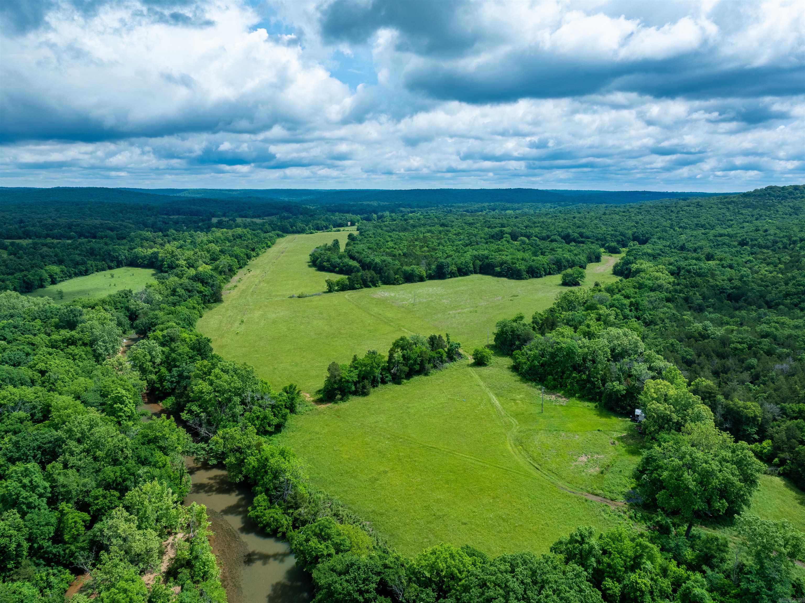 o  Mill Creek  Smithville, AR