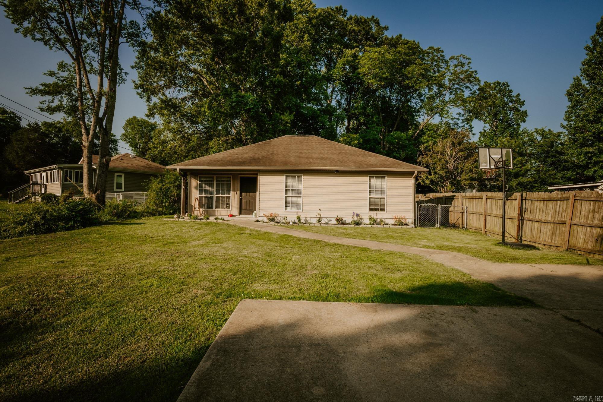 316 S Richards  Benton, AR