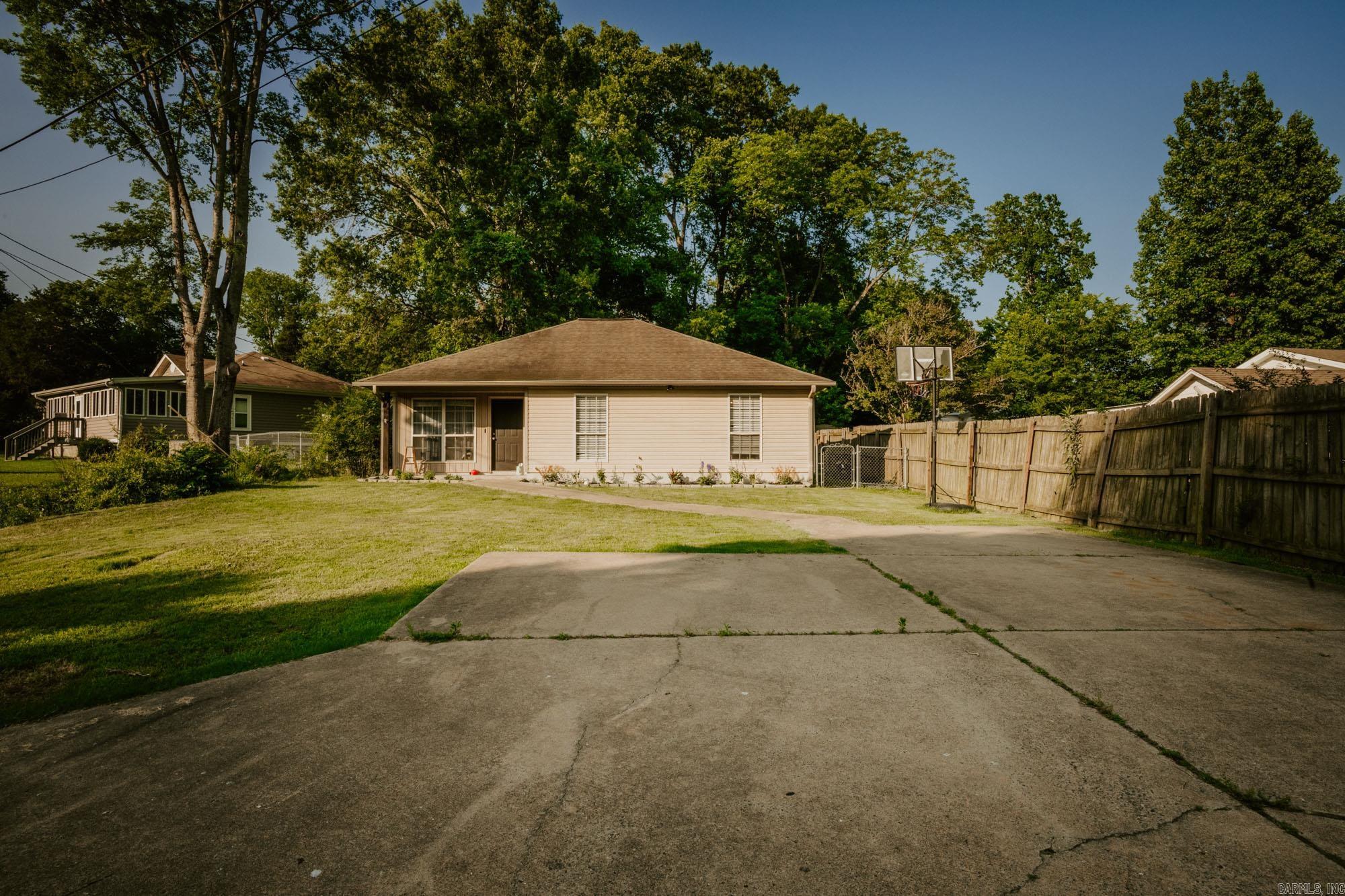 316 S Richards  Benton, AR