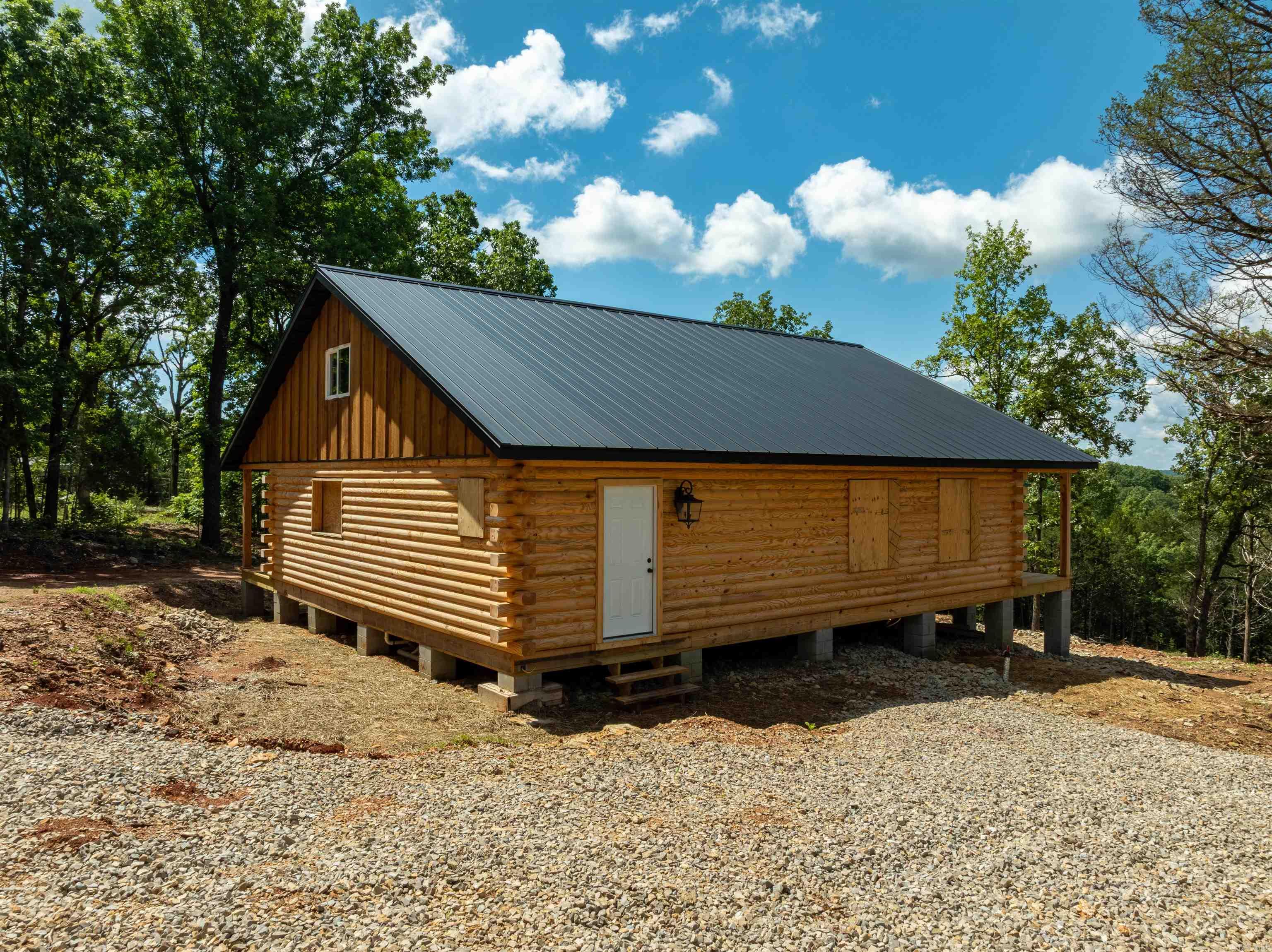 447  Griffin Rd  Hardy, AR
