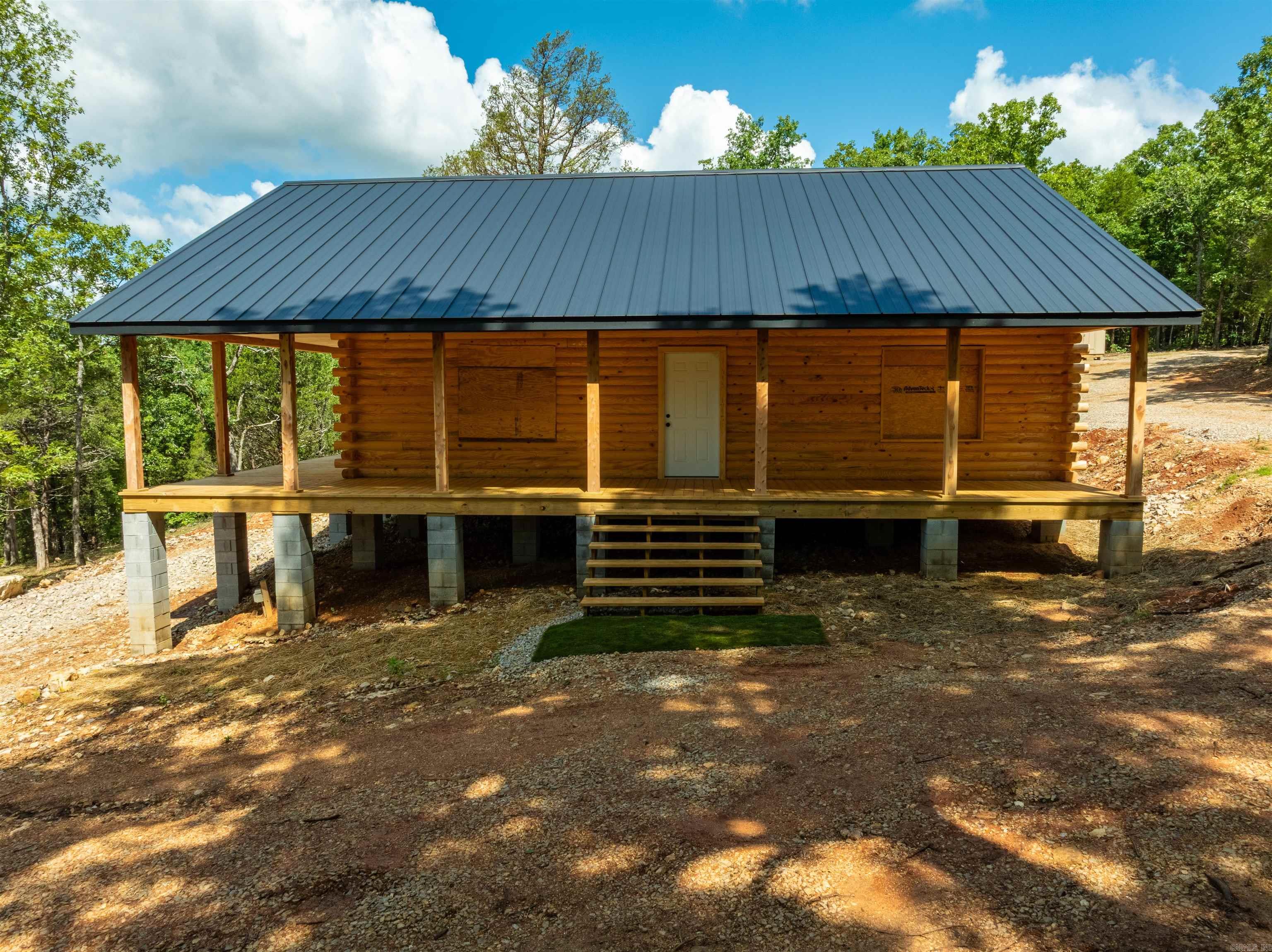 447  Griffin Rd  Hardy, AR