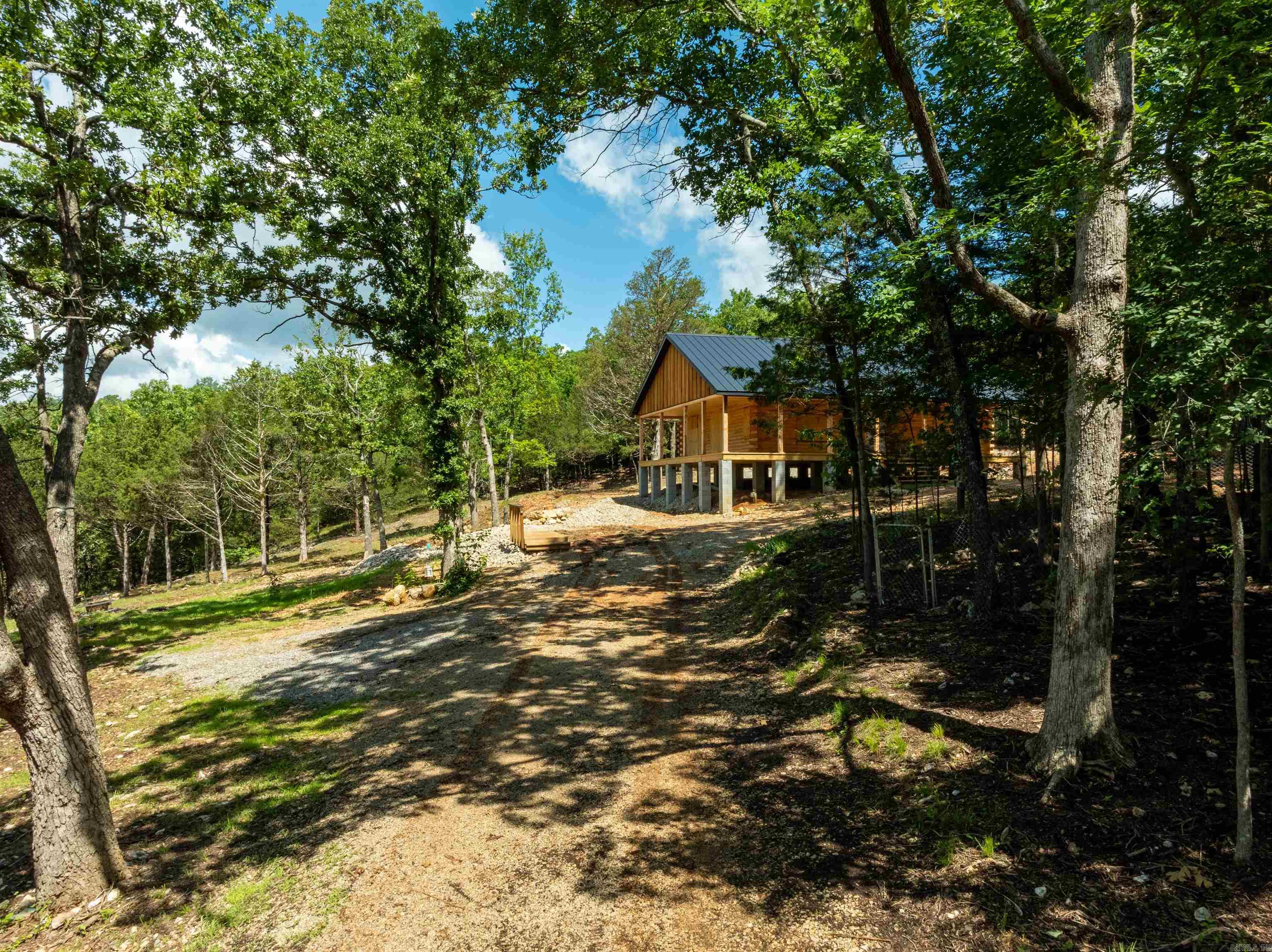 447  Griffin Rd  Hardy, AR