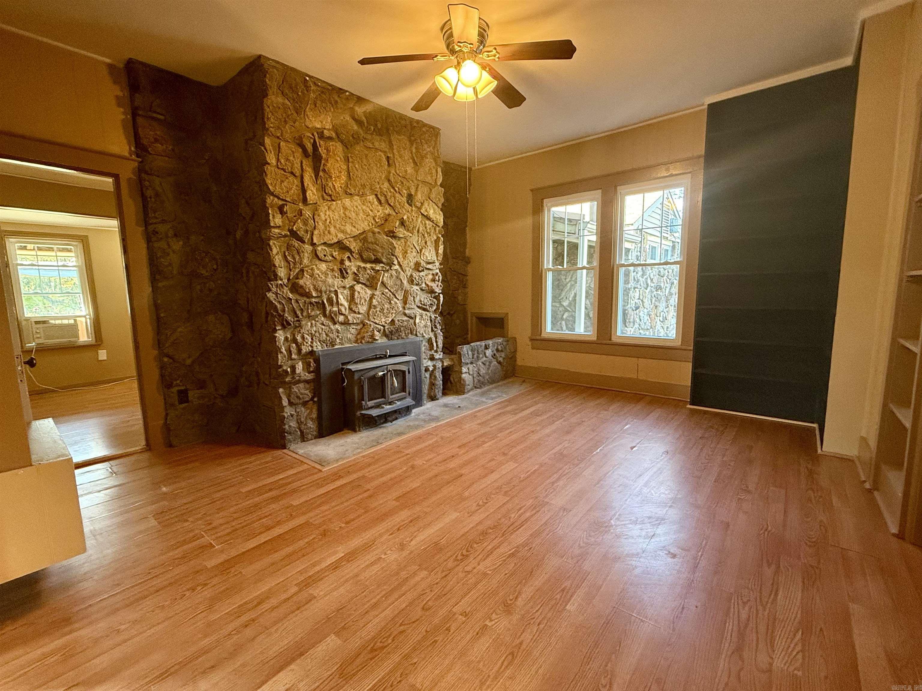 306 S 4th  Heber Springs, AR
