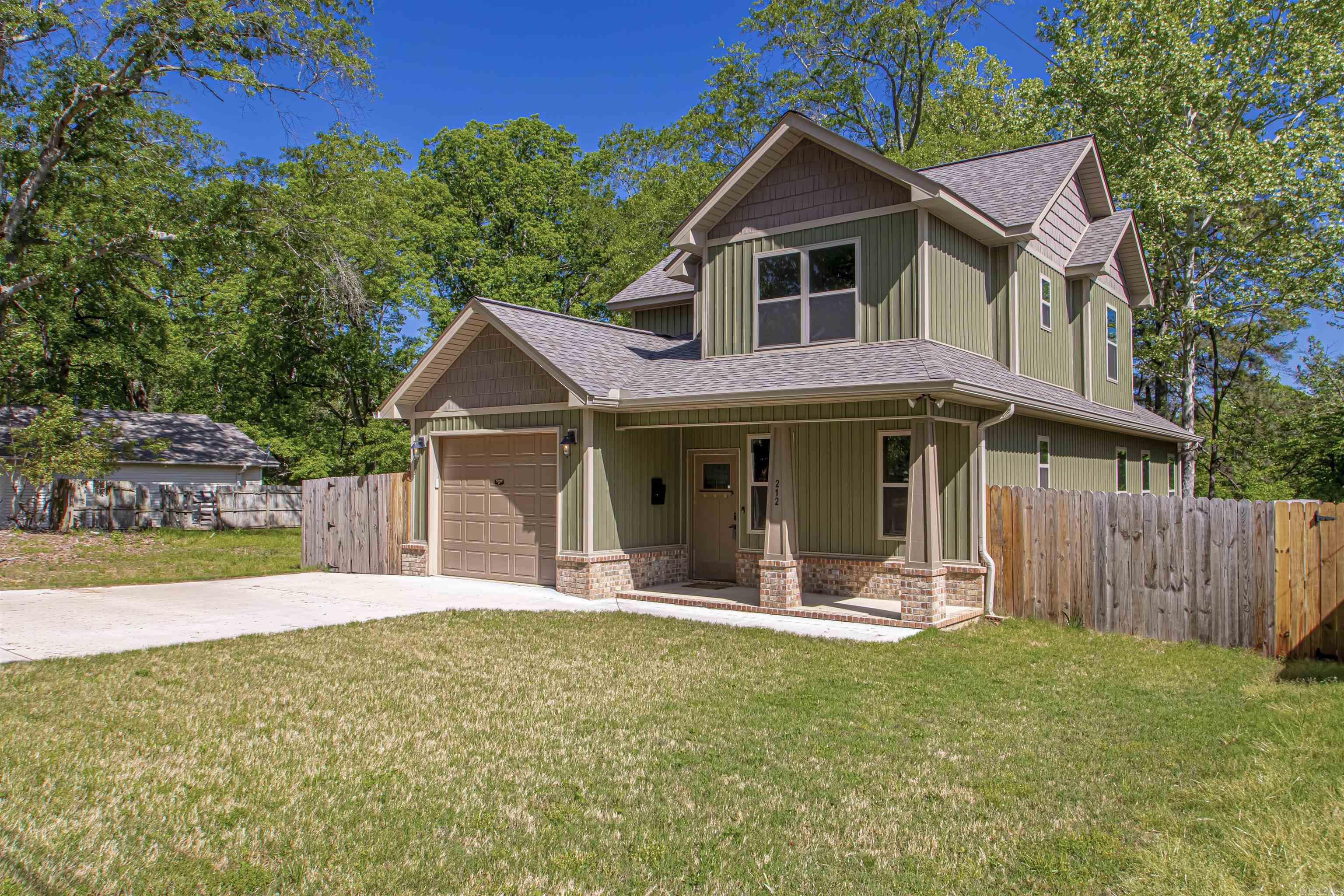 212 W 8th Street  Sheridan, AR