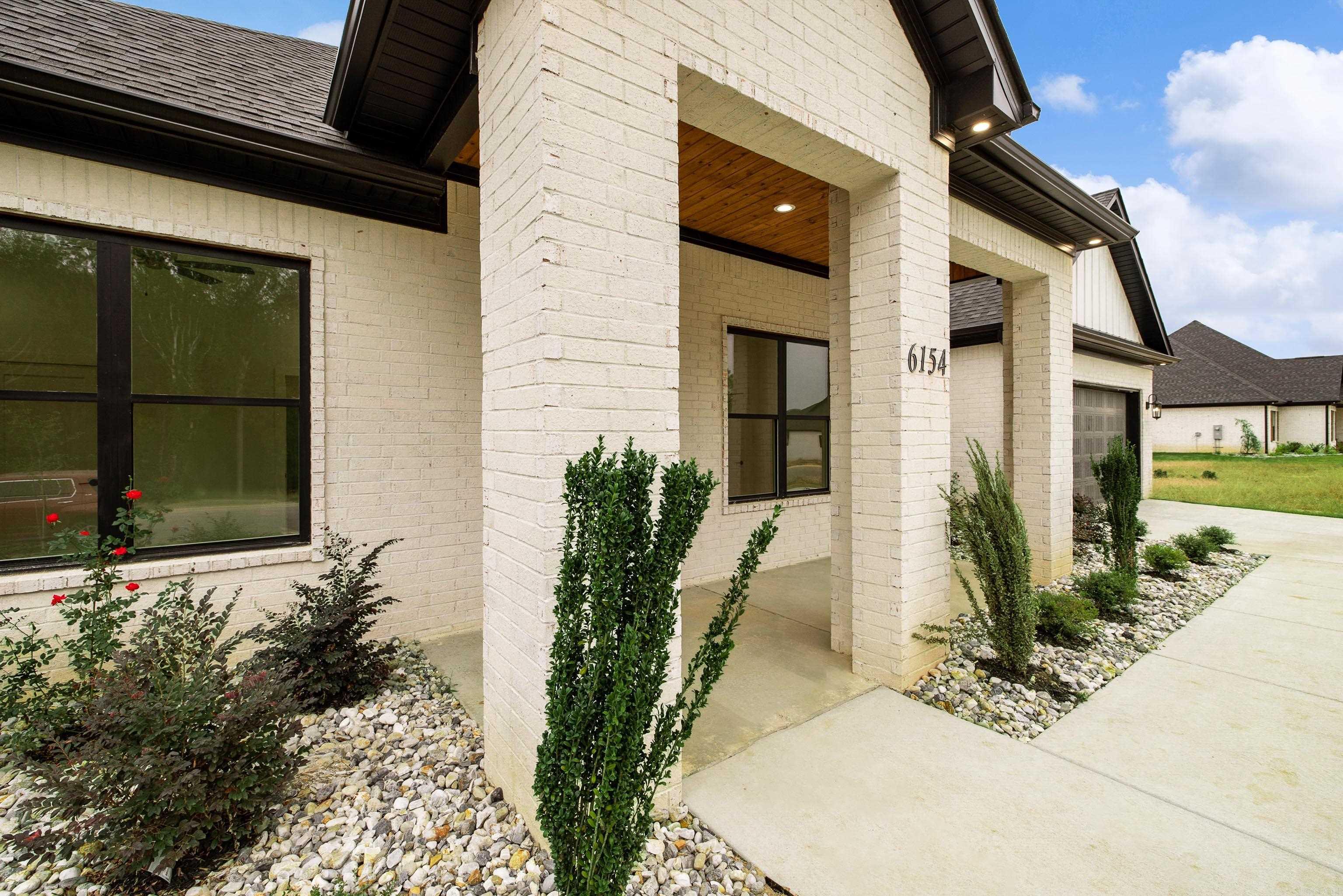 6154 Majestic Waters  Alexander, AR