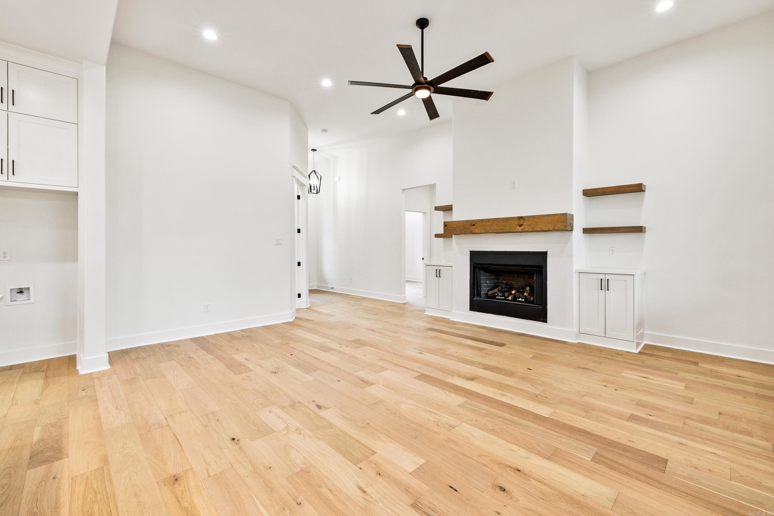 6154 Majestic Waters  Alexander, AR