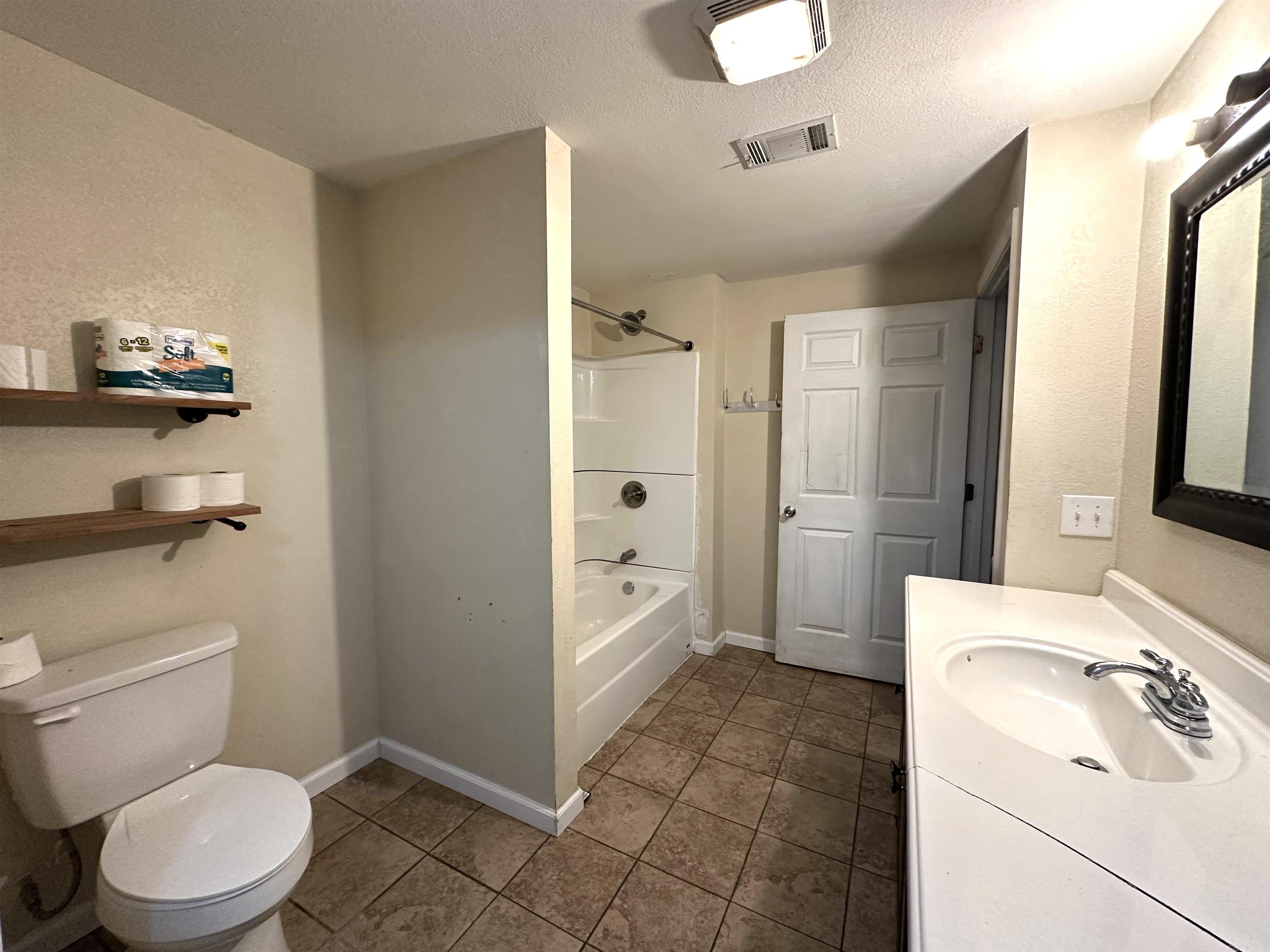 315  Cadillac Pt  Hot Springs, AR