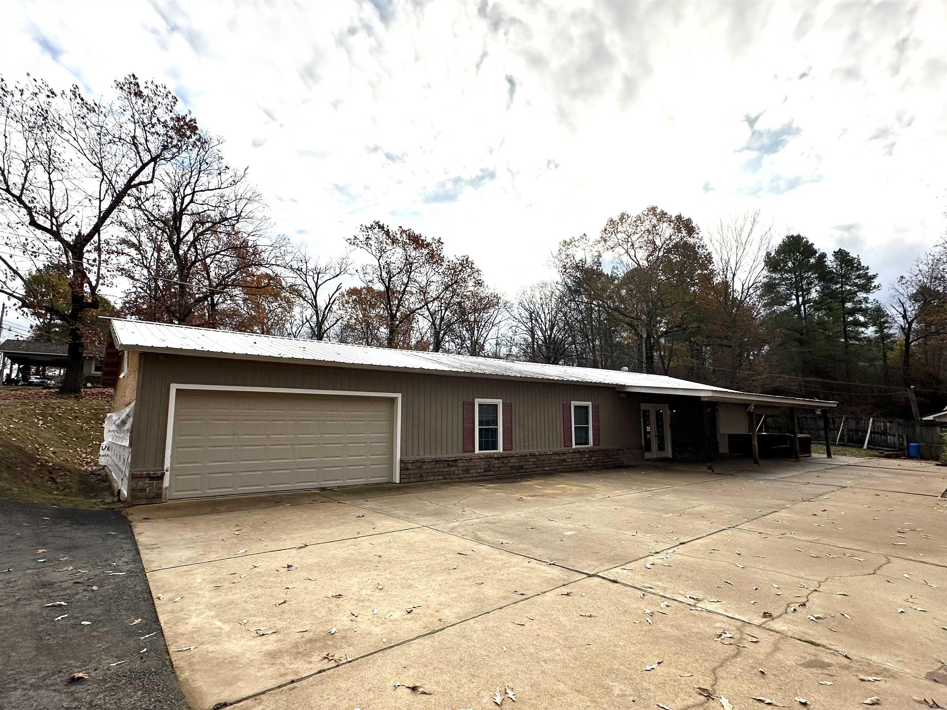315  Cadillac Pt  Hot Springs, AR