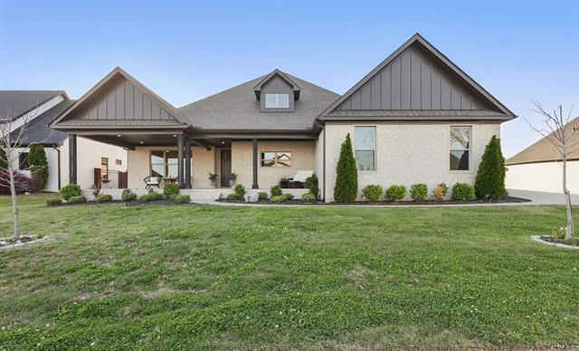 7429  Lake Point Circle  Benton, AR