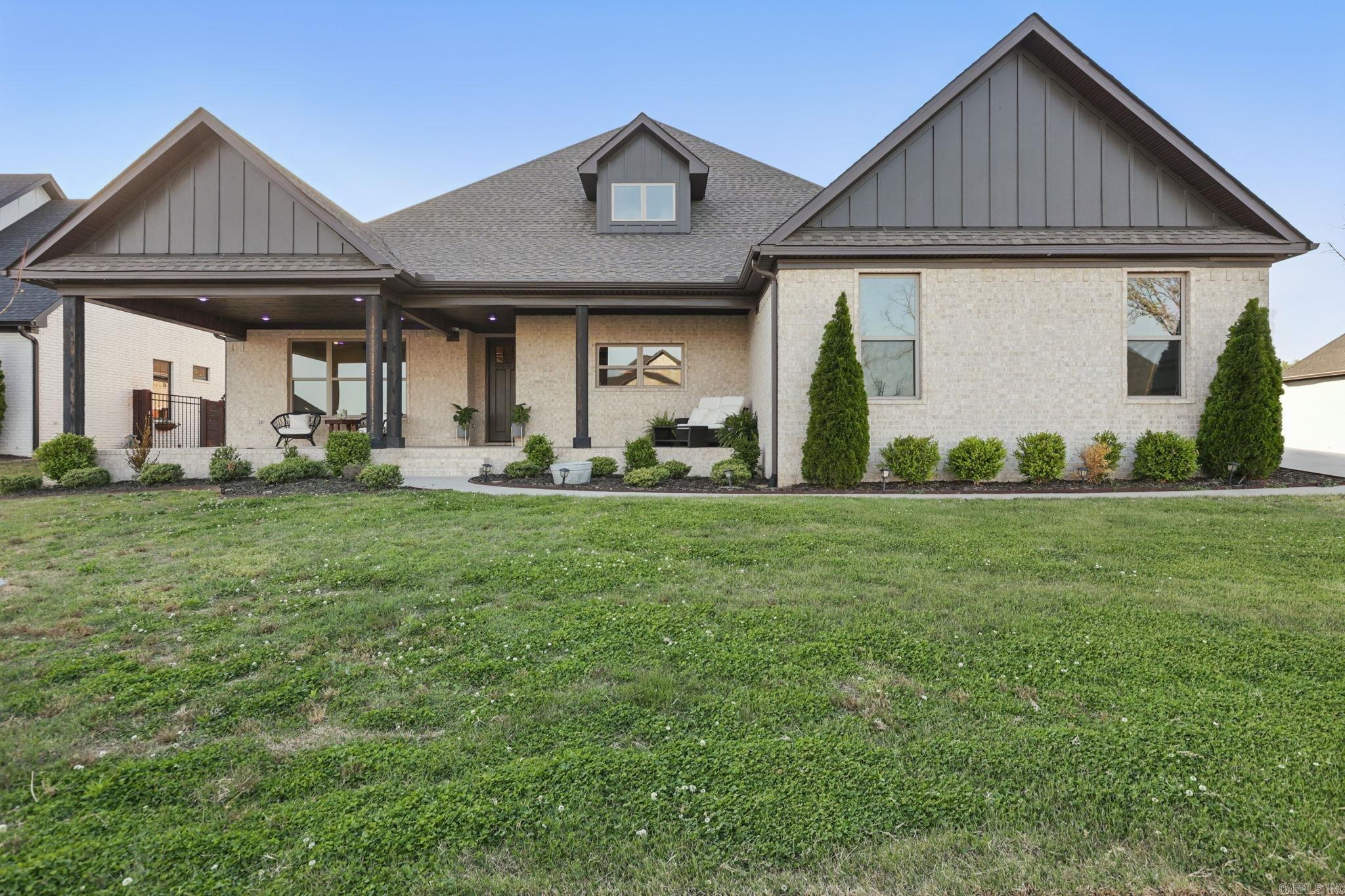 7429  Lake Point Circle  Benton, AR