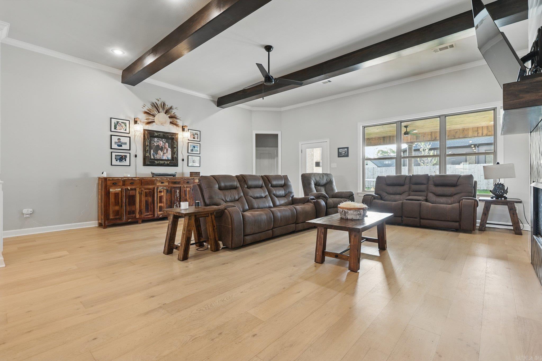7429  Lake Point Circle  Benton, AR
