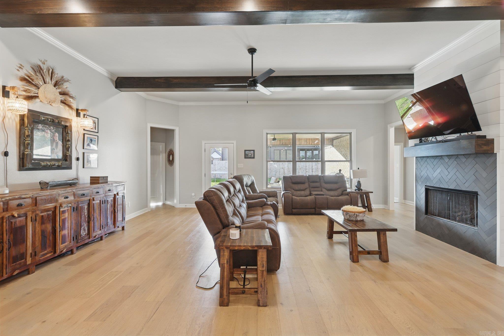 7429  Lake Point Circle  Benton, AR