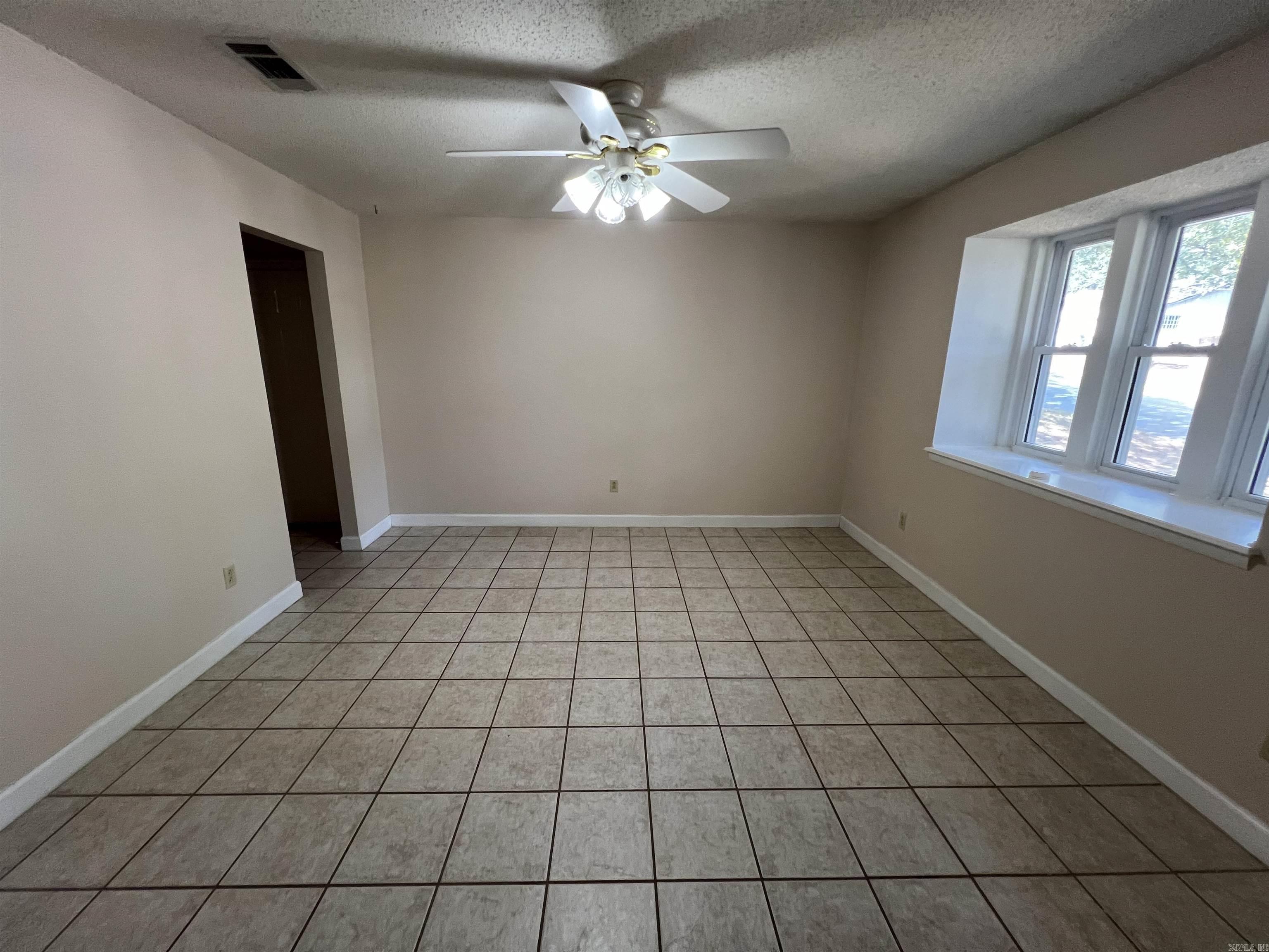 8303  Pennwood  Sherwood, AR