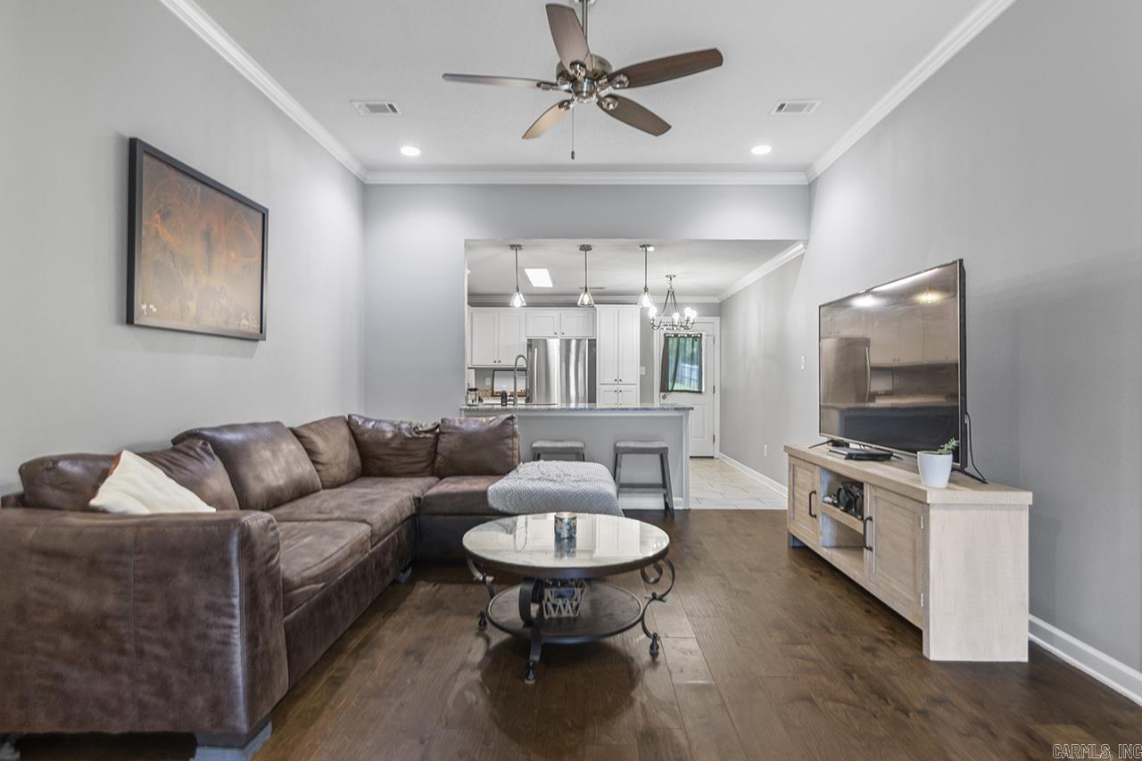 511 S Shady Lane  Benton, AR