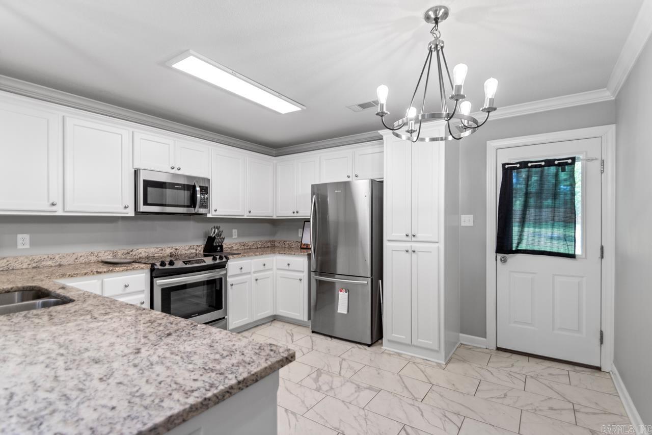 511 S Shady Lane  Benton, AR