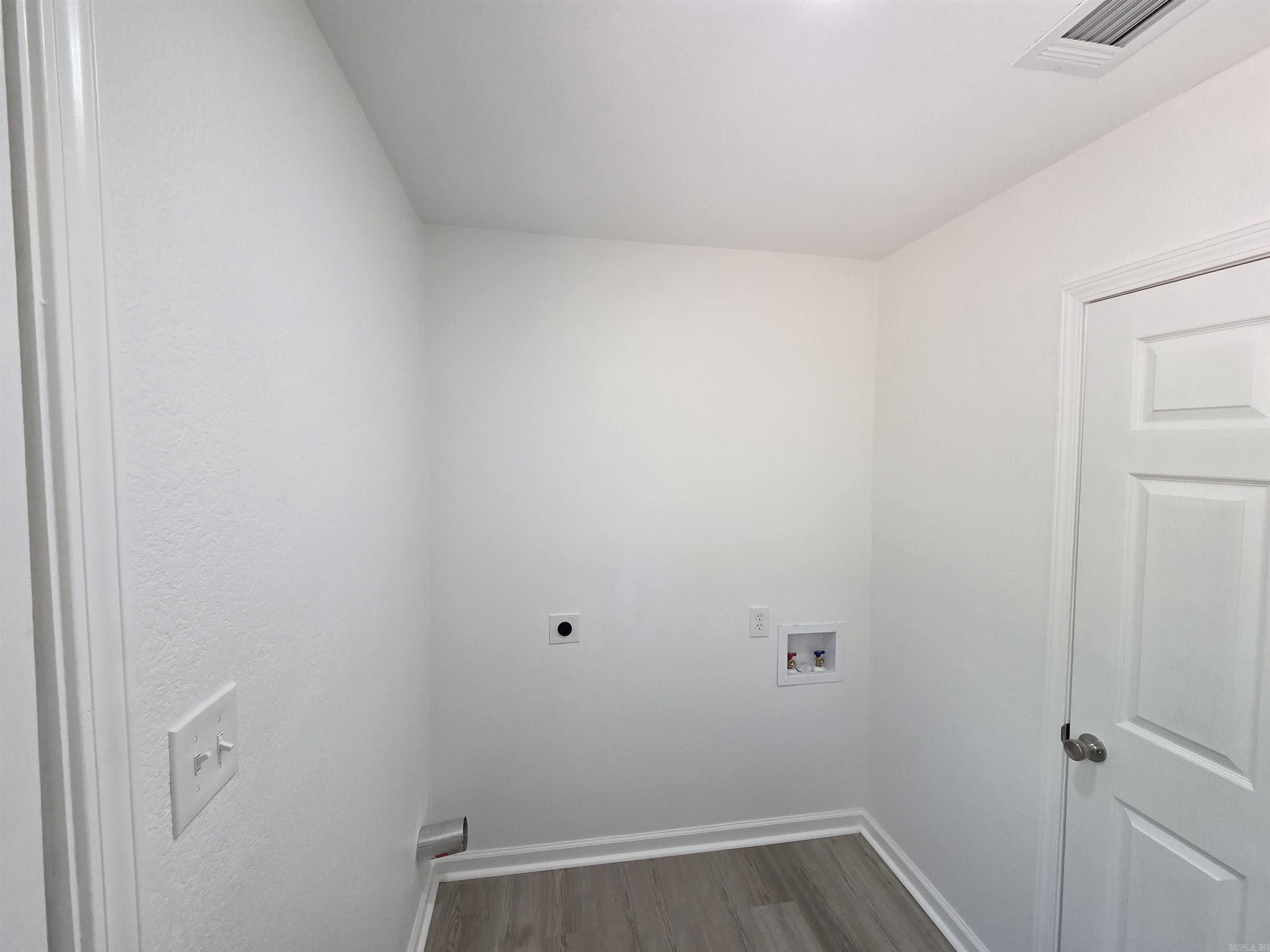 4518 W 25th  Little Rock, AR