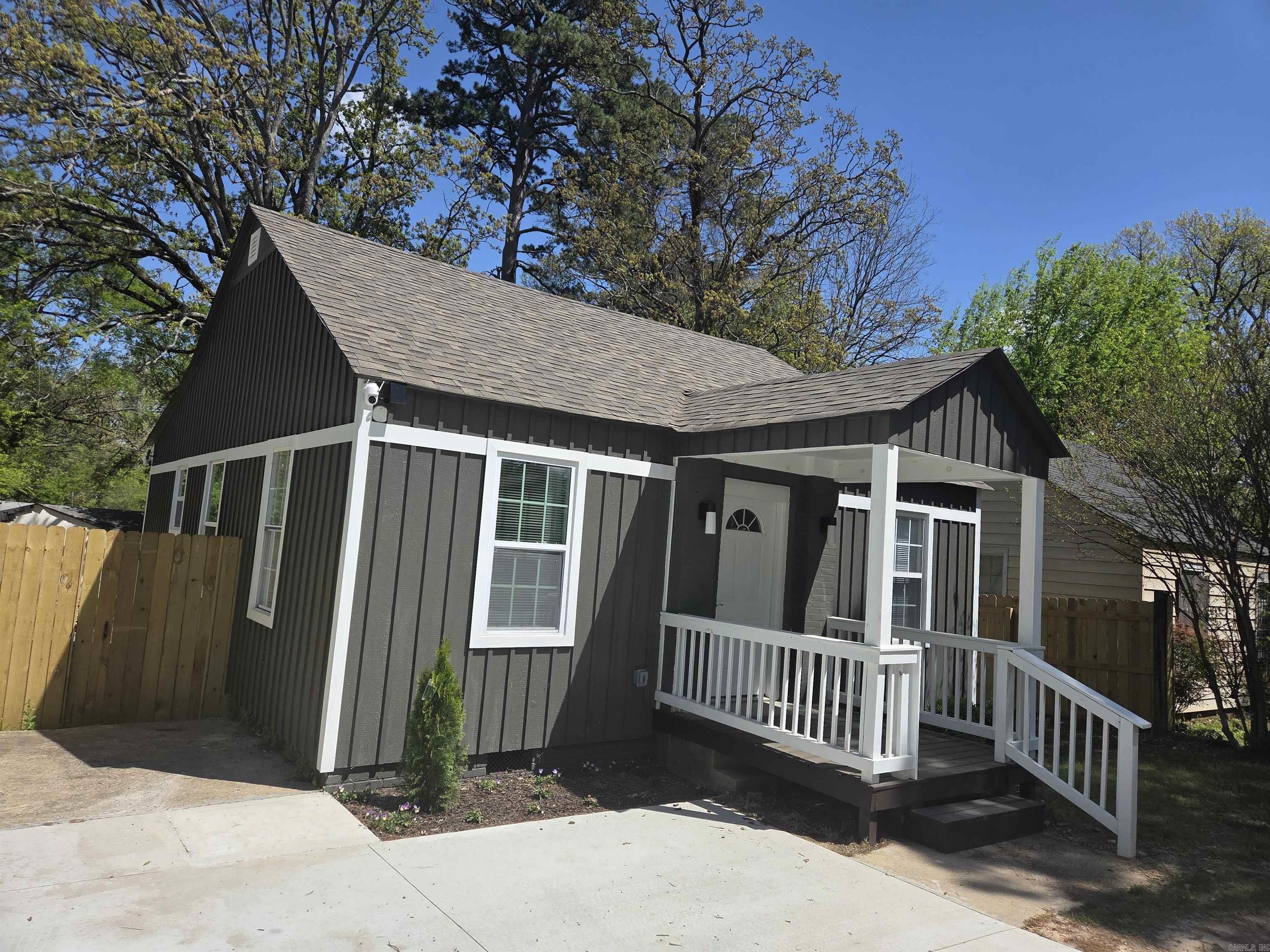 4518 W 25th  Little Rock, AR