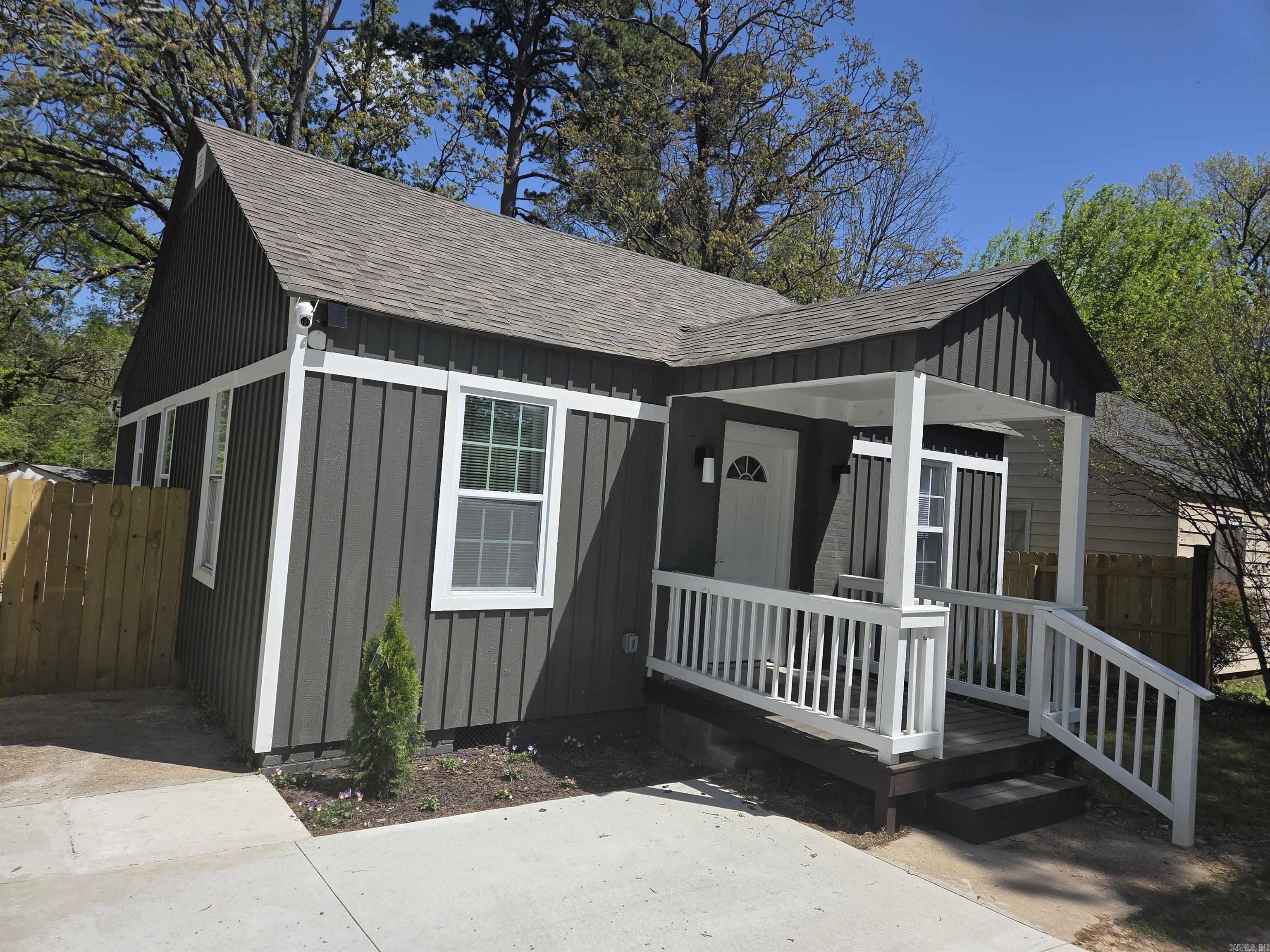 4518 W 25th  Little Rock, AR