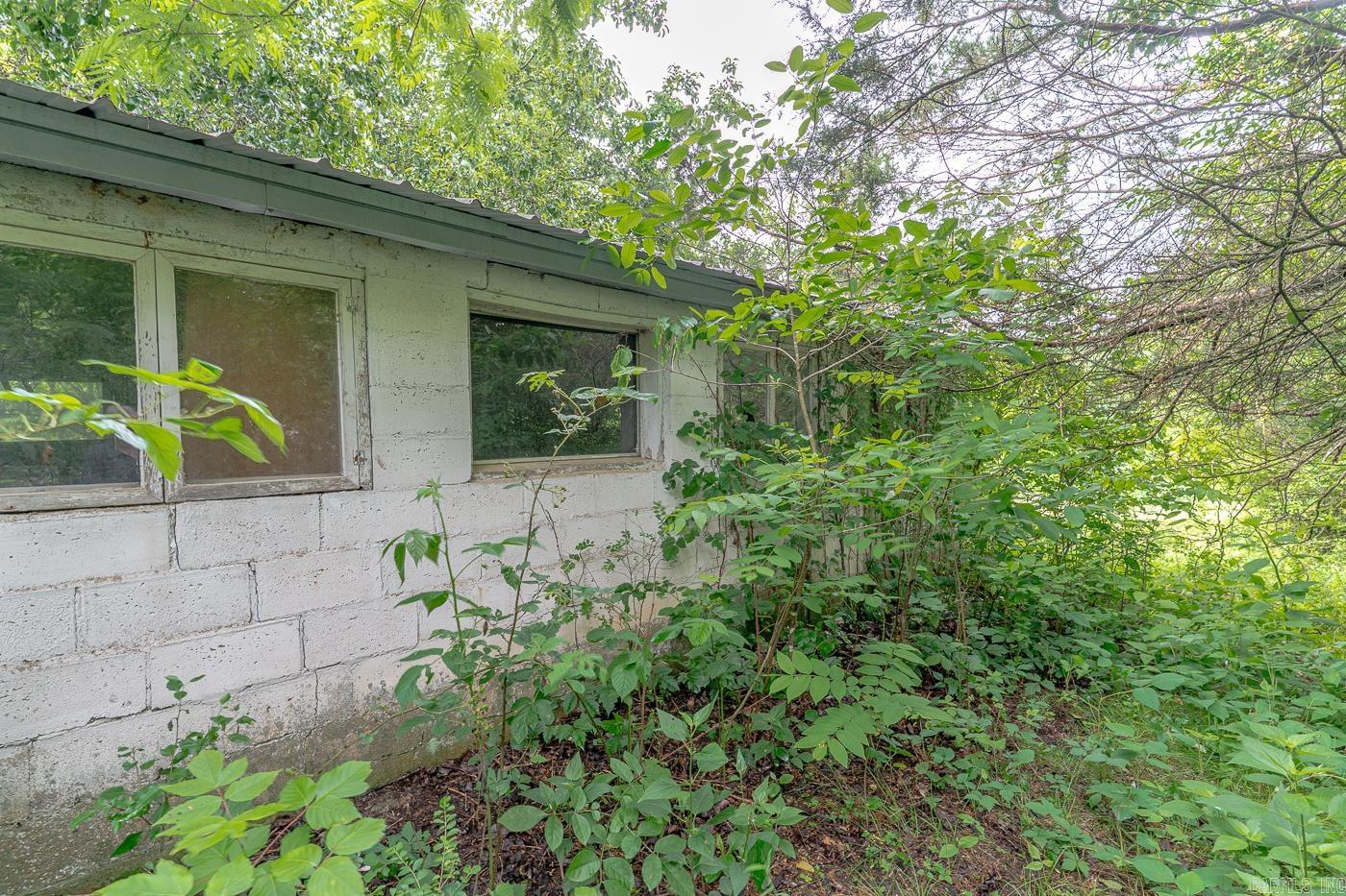 1788  Weatherstone Rd  Mammoth Spring, AR