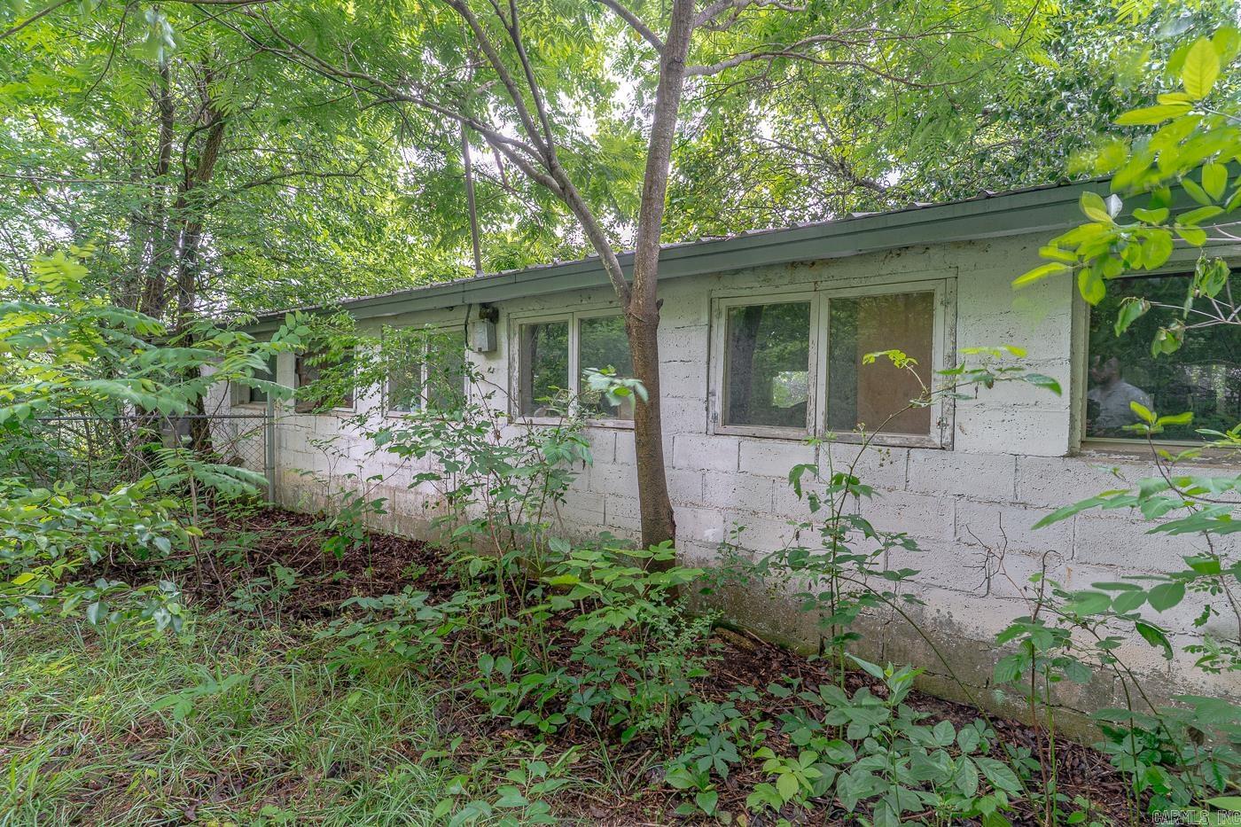 1788  Weatherstone Rd  Mammoth Spring, AR