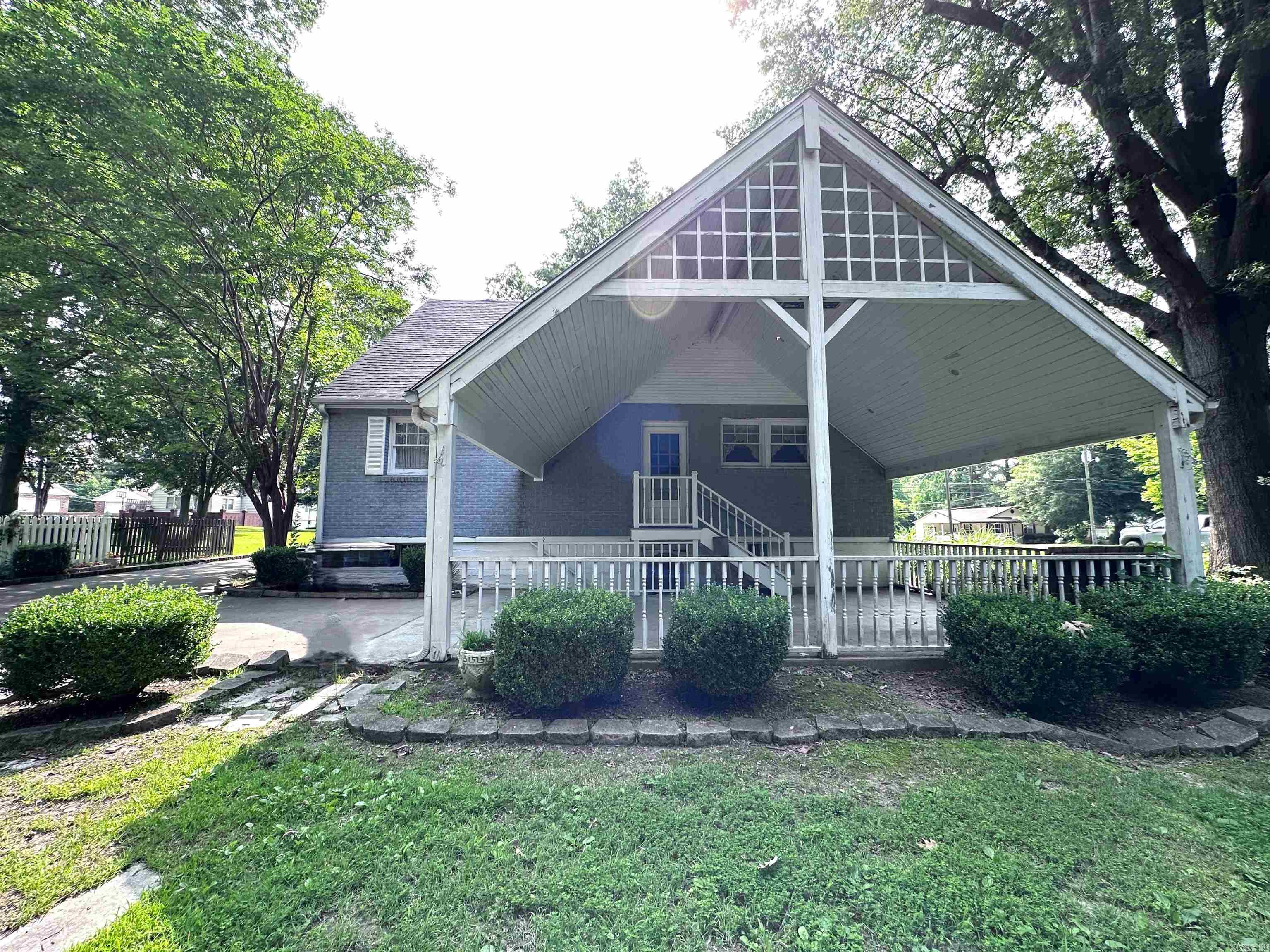 582 N Fourth  Piggott, AR