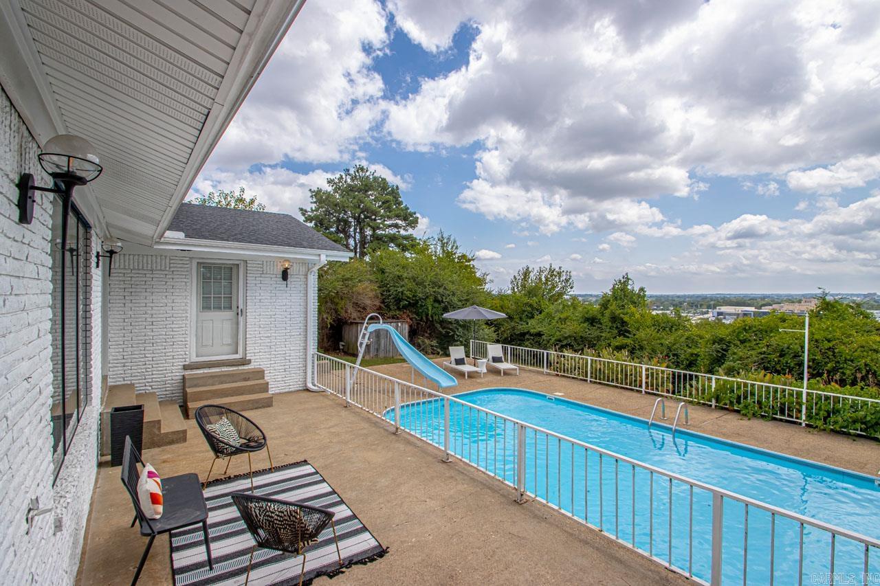 800  Cherry Hill  North Little Rock, AR