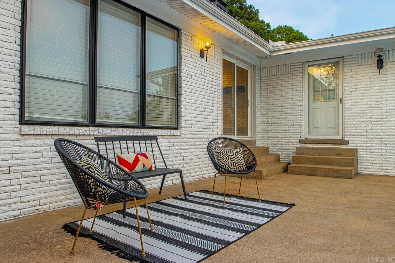 800  Cherry Hill  North Little Rock, AR