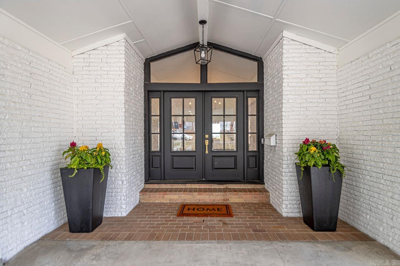 800  Cherry Hill  North Little Rock, AR