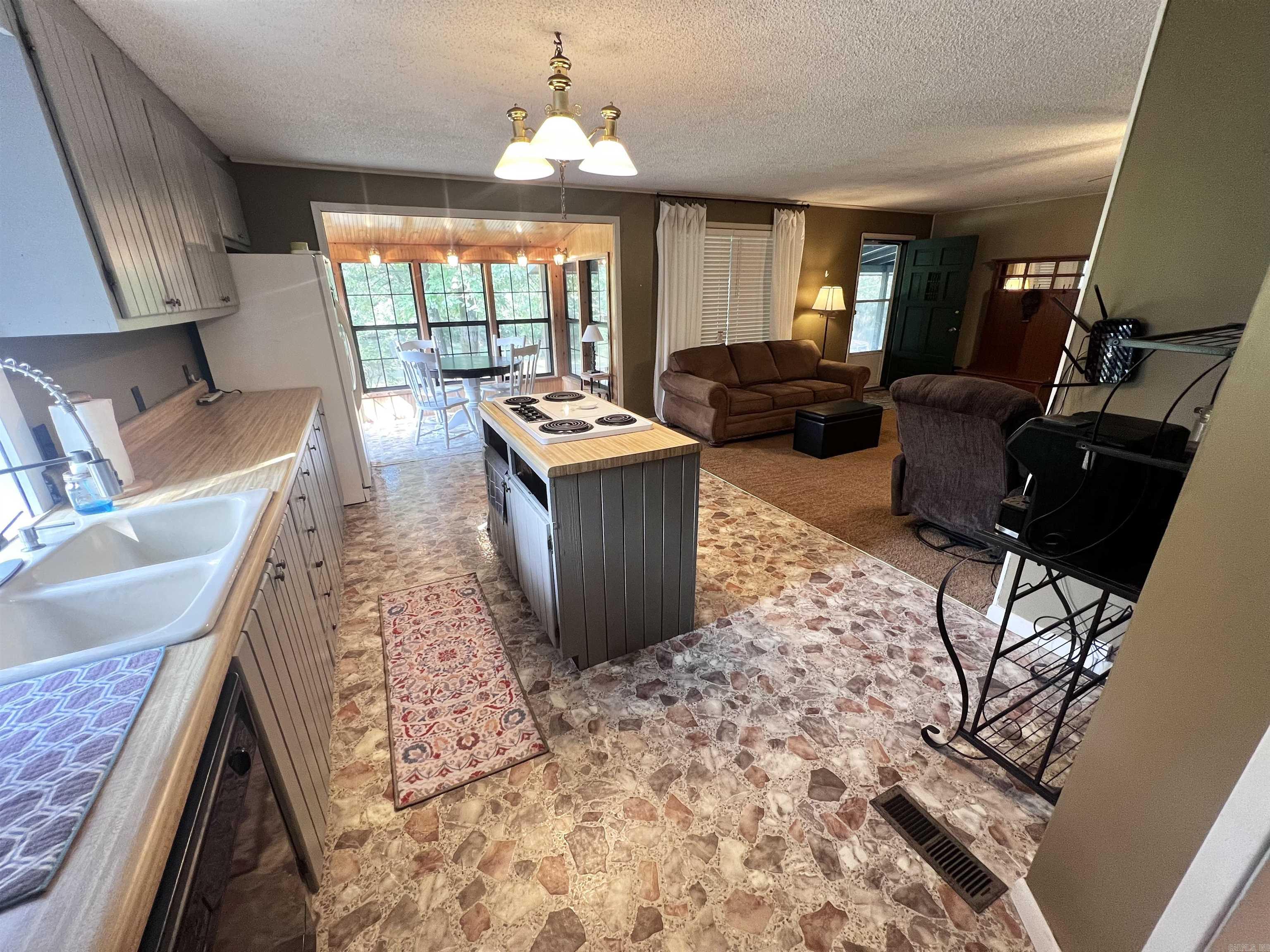 1695  Chicot Trail  Bismarck, AR