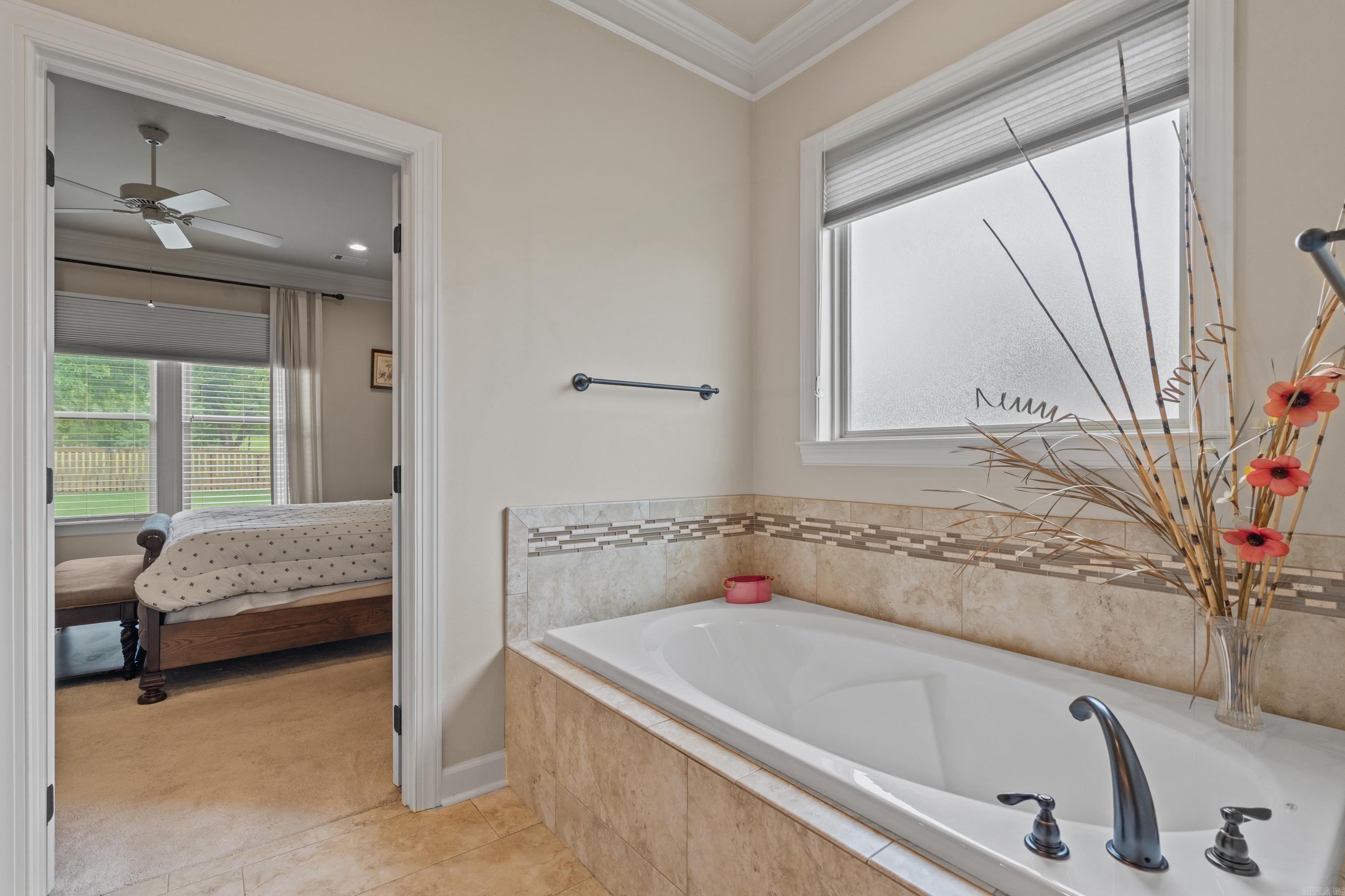 155  Glencairn  Hot Springs, AR