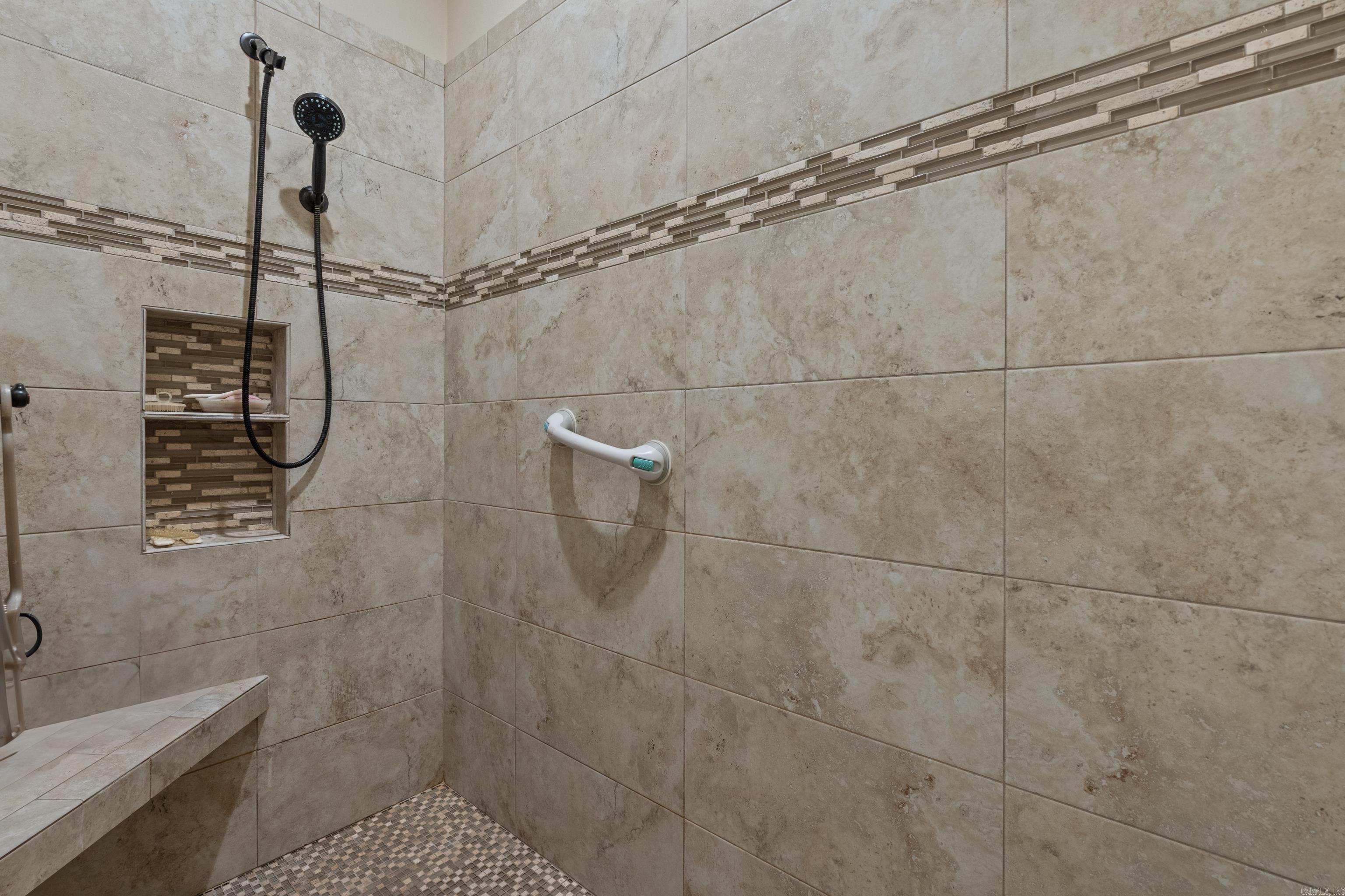 155  Glencairn  Hot Springs, AR