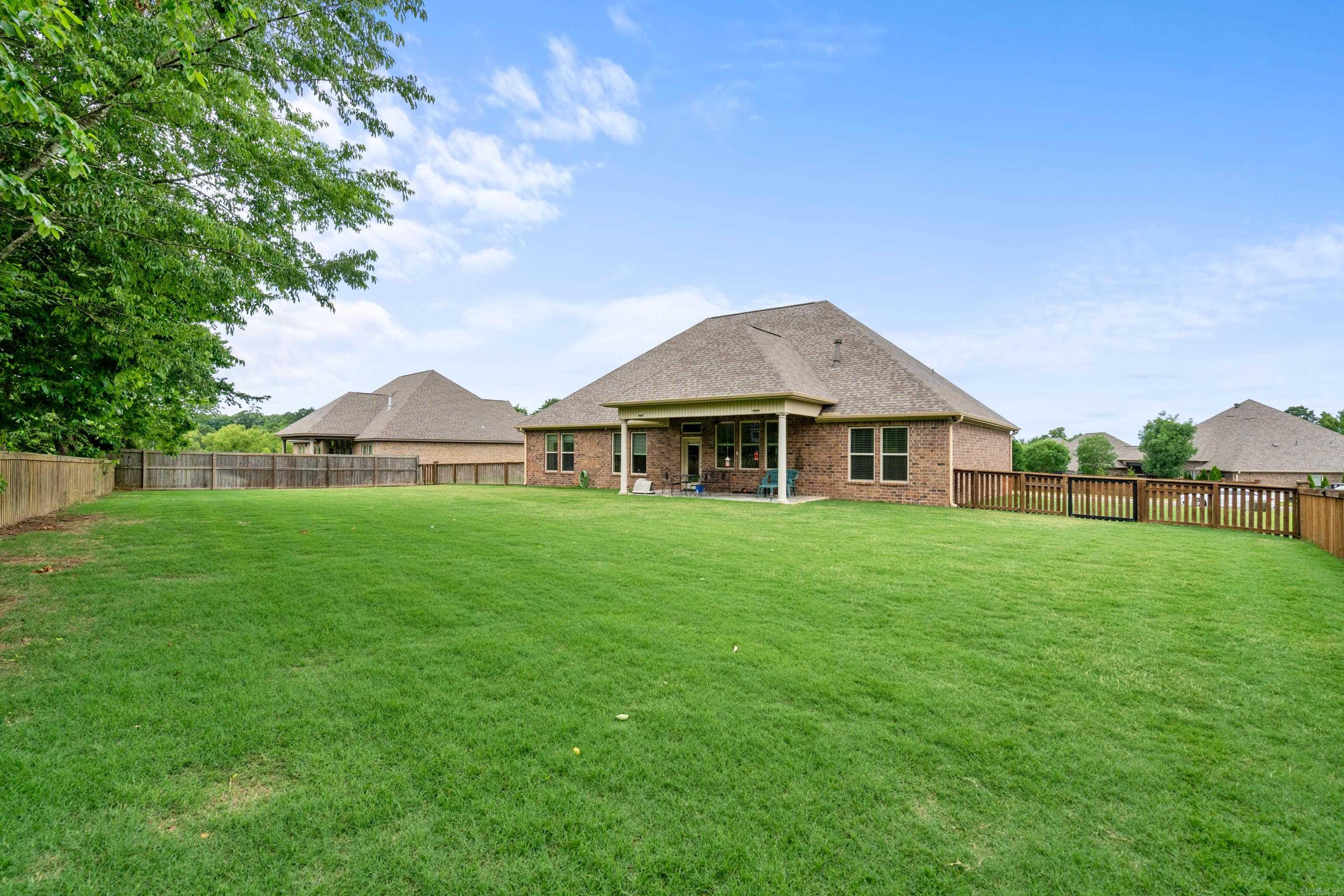 155  Glencairn  Hot Springs, AR
