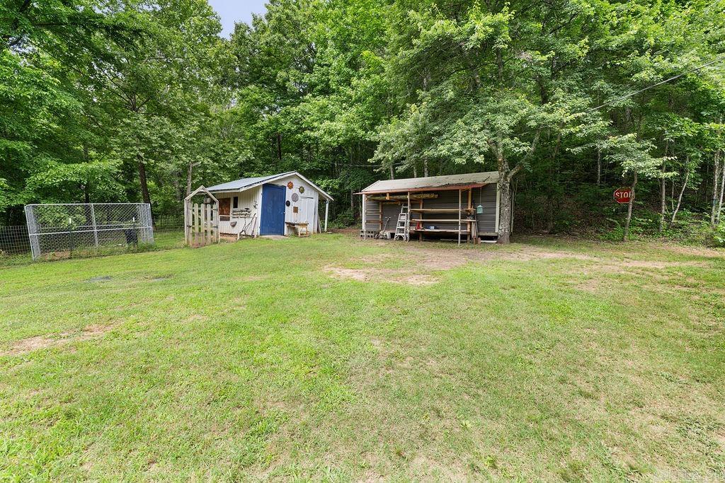 3848  Highway 95  Clinton, AR
