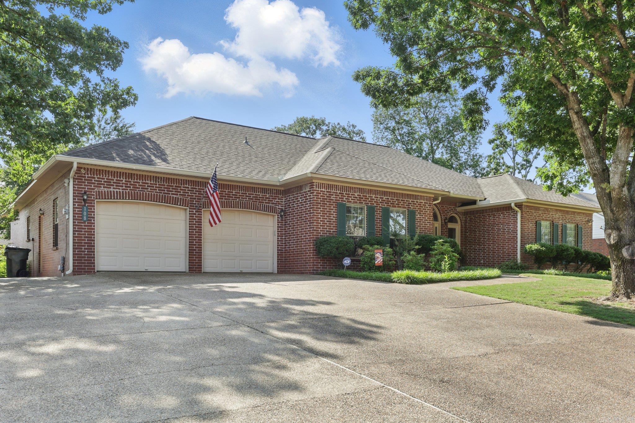 108  Alexwood Road  Hot Springs, AR