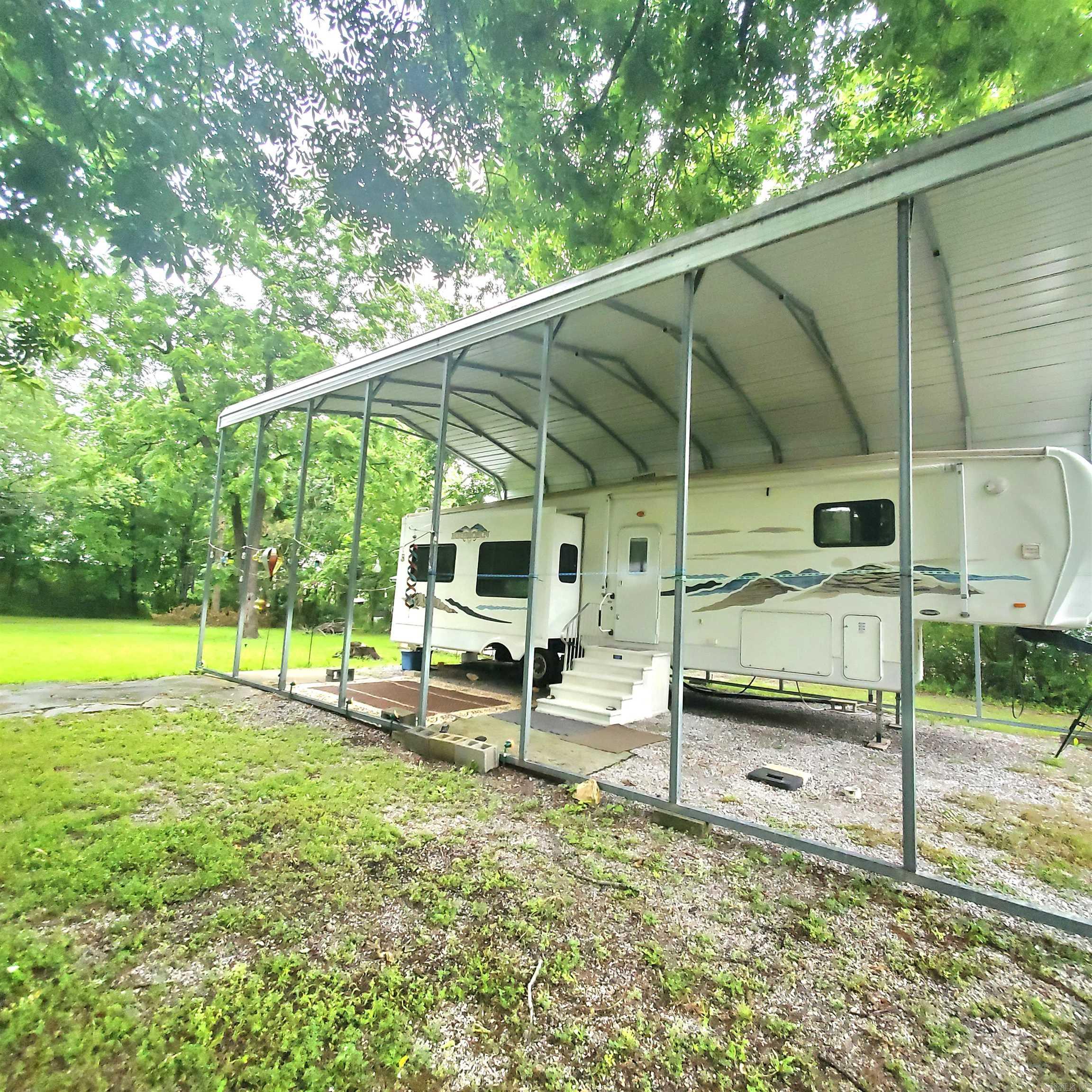 109 N Union  Mountain View, AR