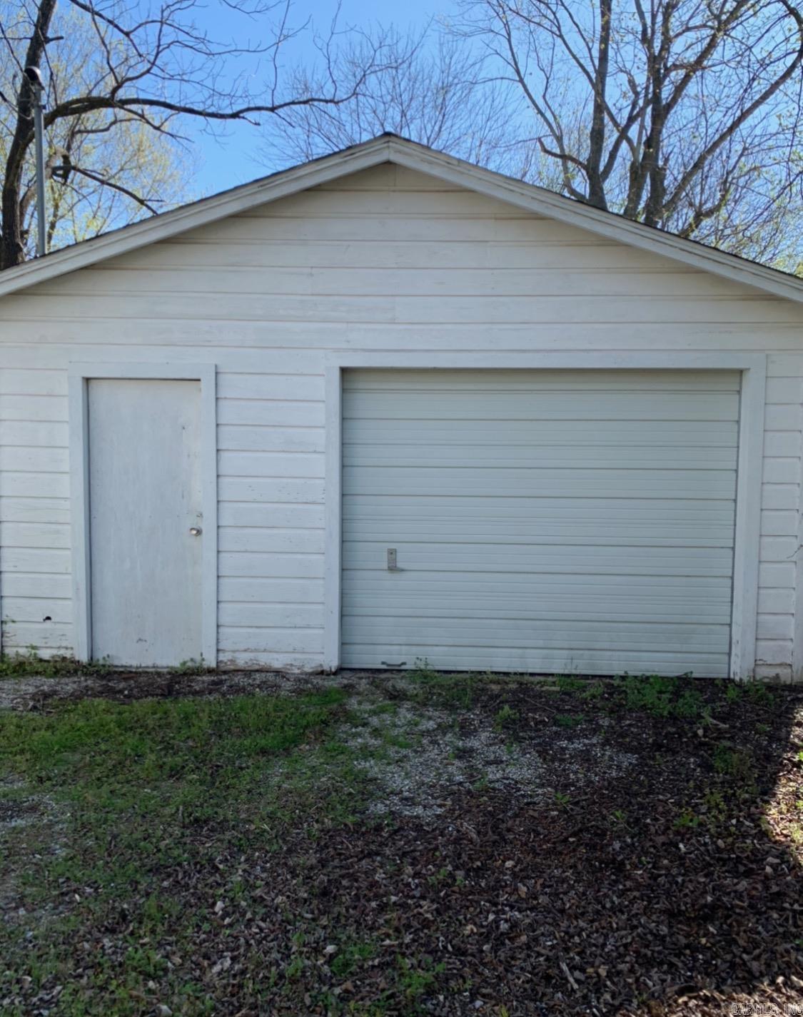 109 N Union  Mountain View, AR
