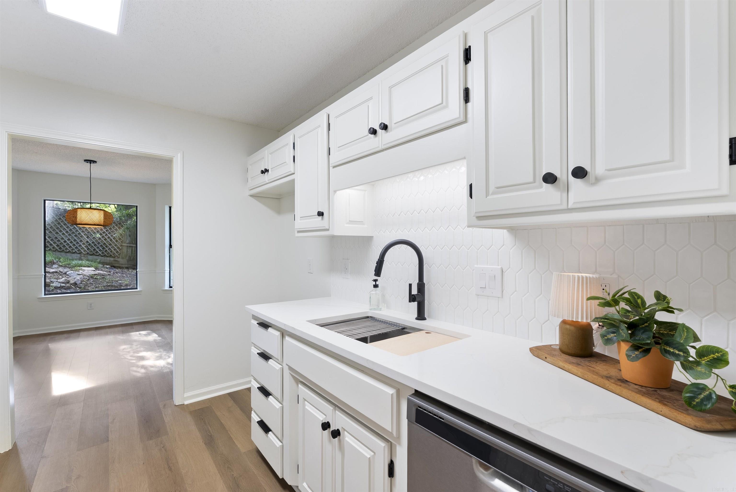 2215  Hickorynut  Little Rock, AR