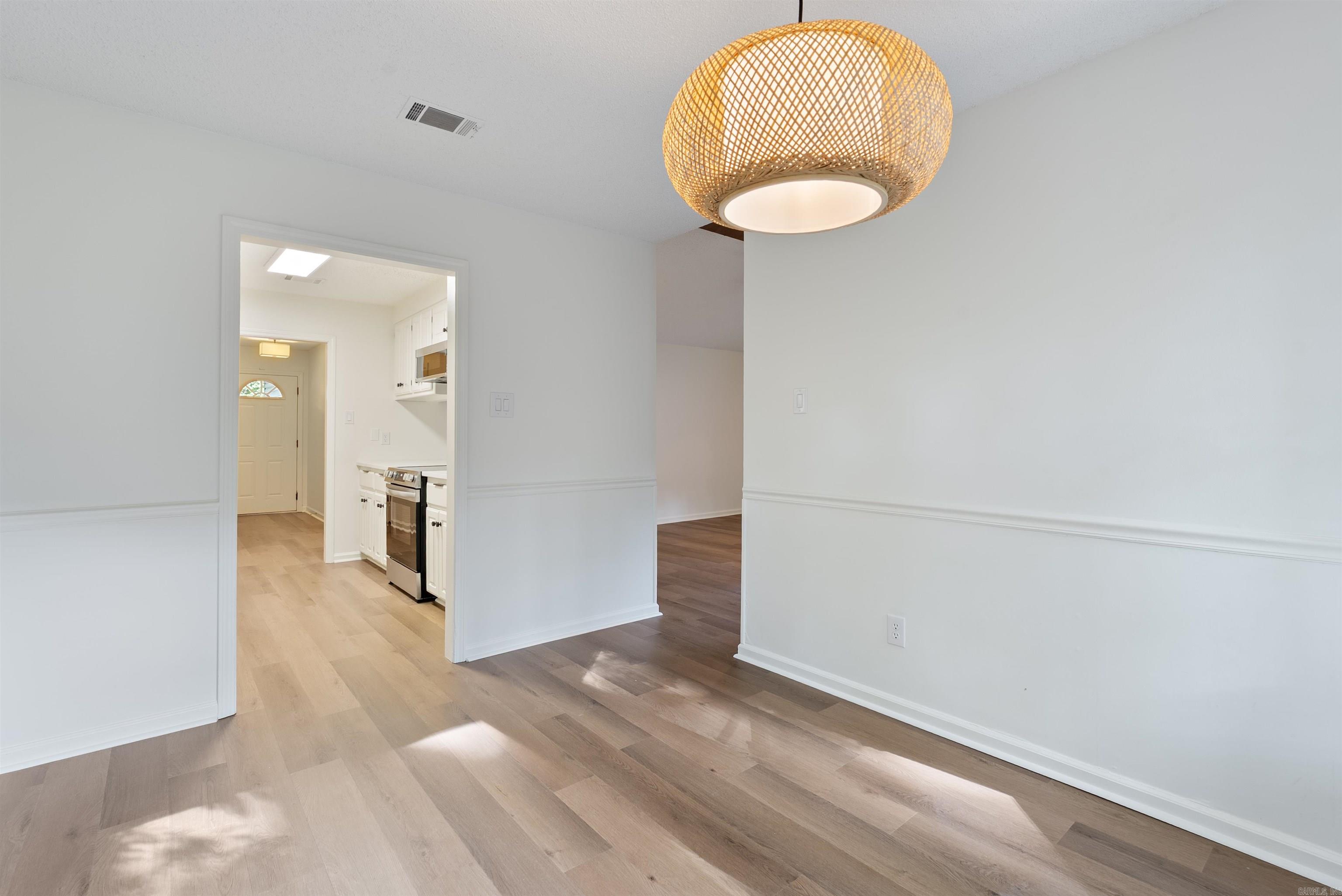 2215  Hickorynut  Little Rock, AR