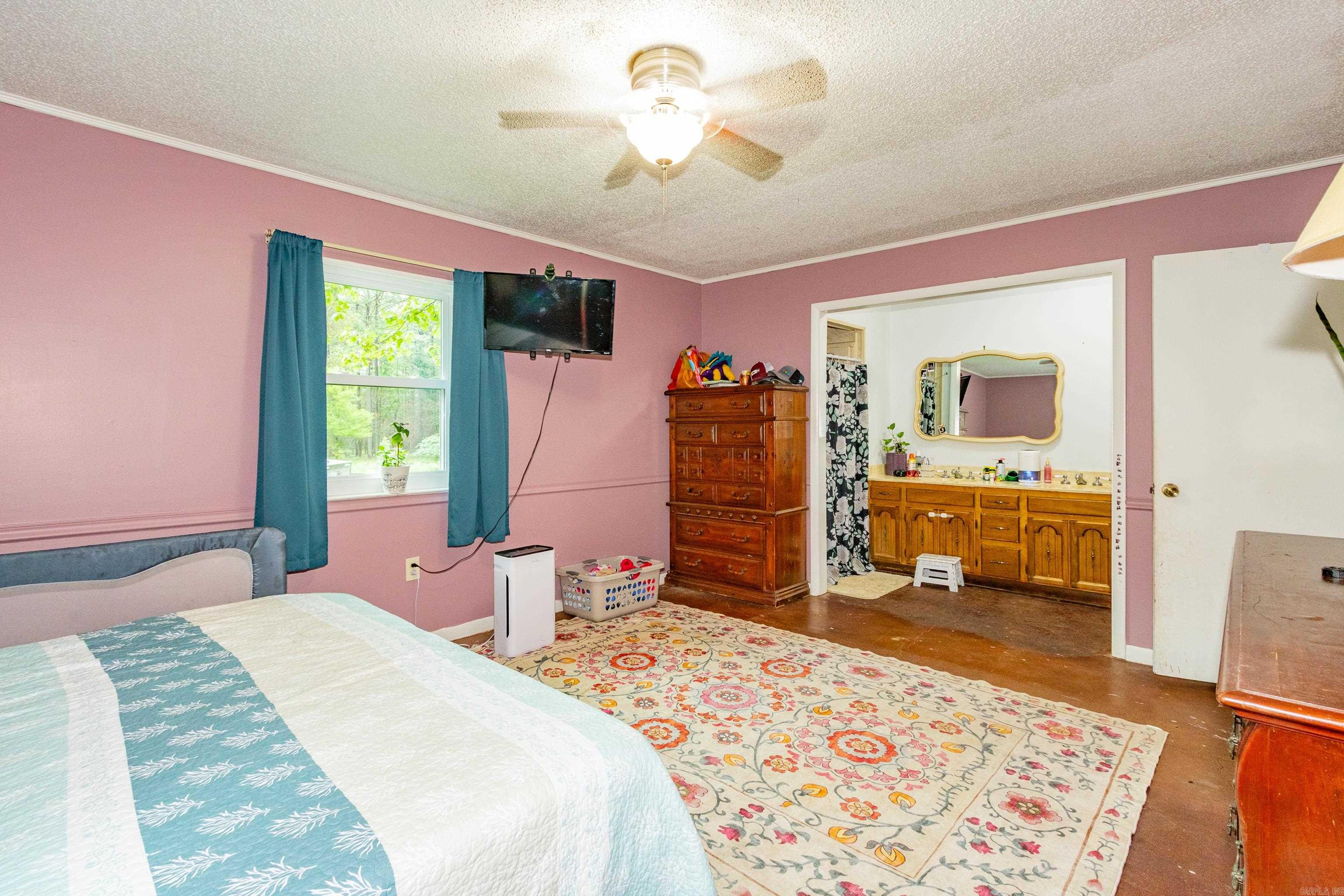8422  Robinwood Dr  Mabelvale, AR