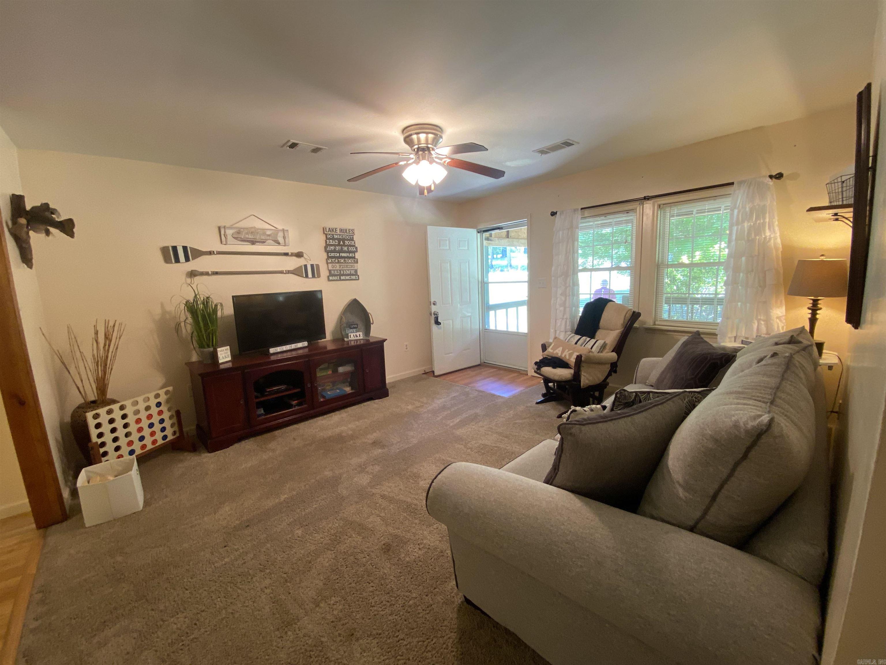 47  Eagle  Mount Ida, AR