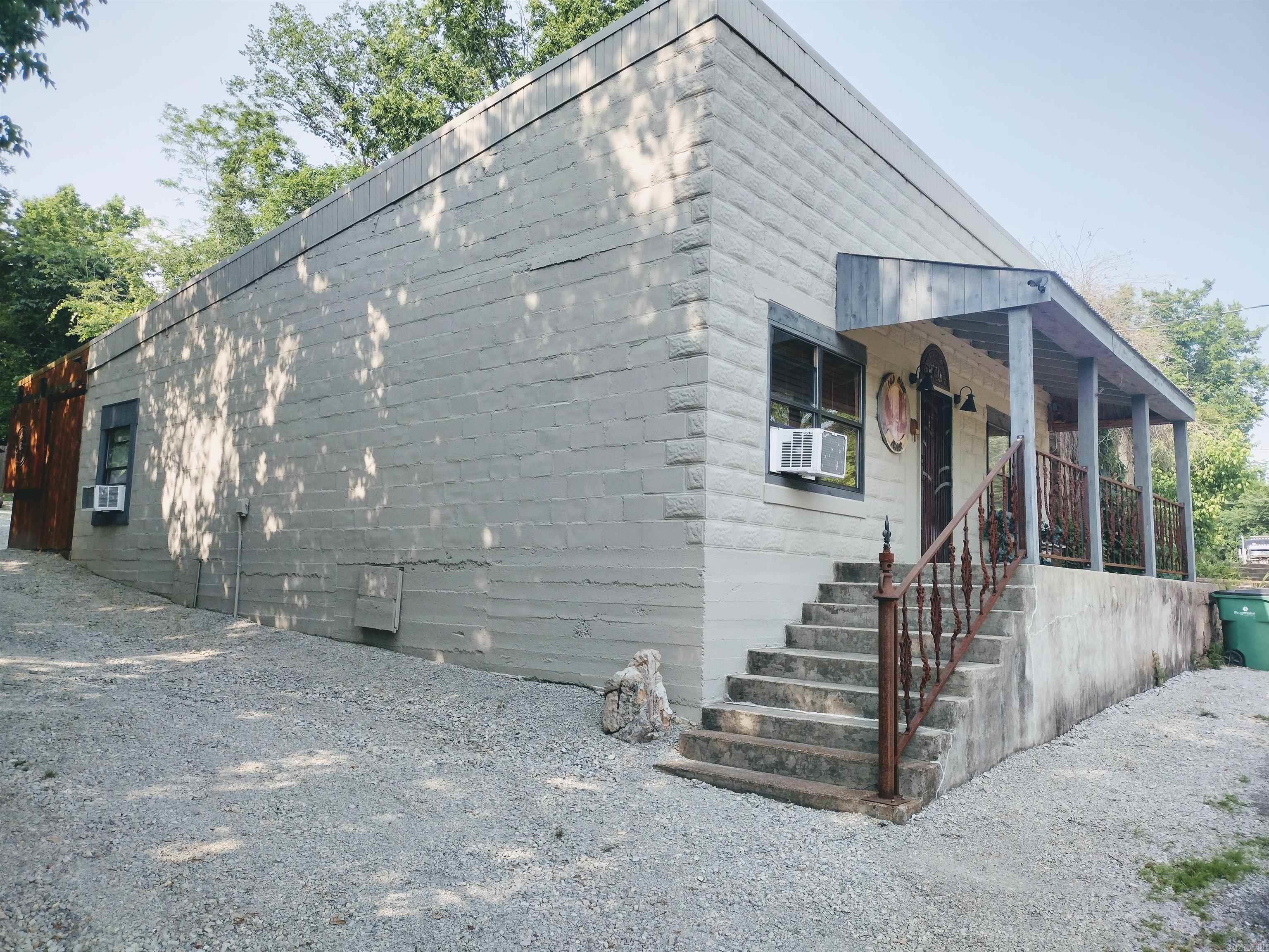 131  Walnut ST  Calico Rock, AR