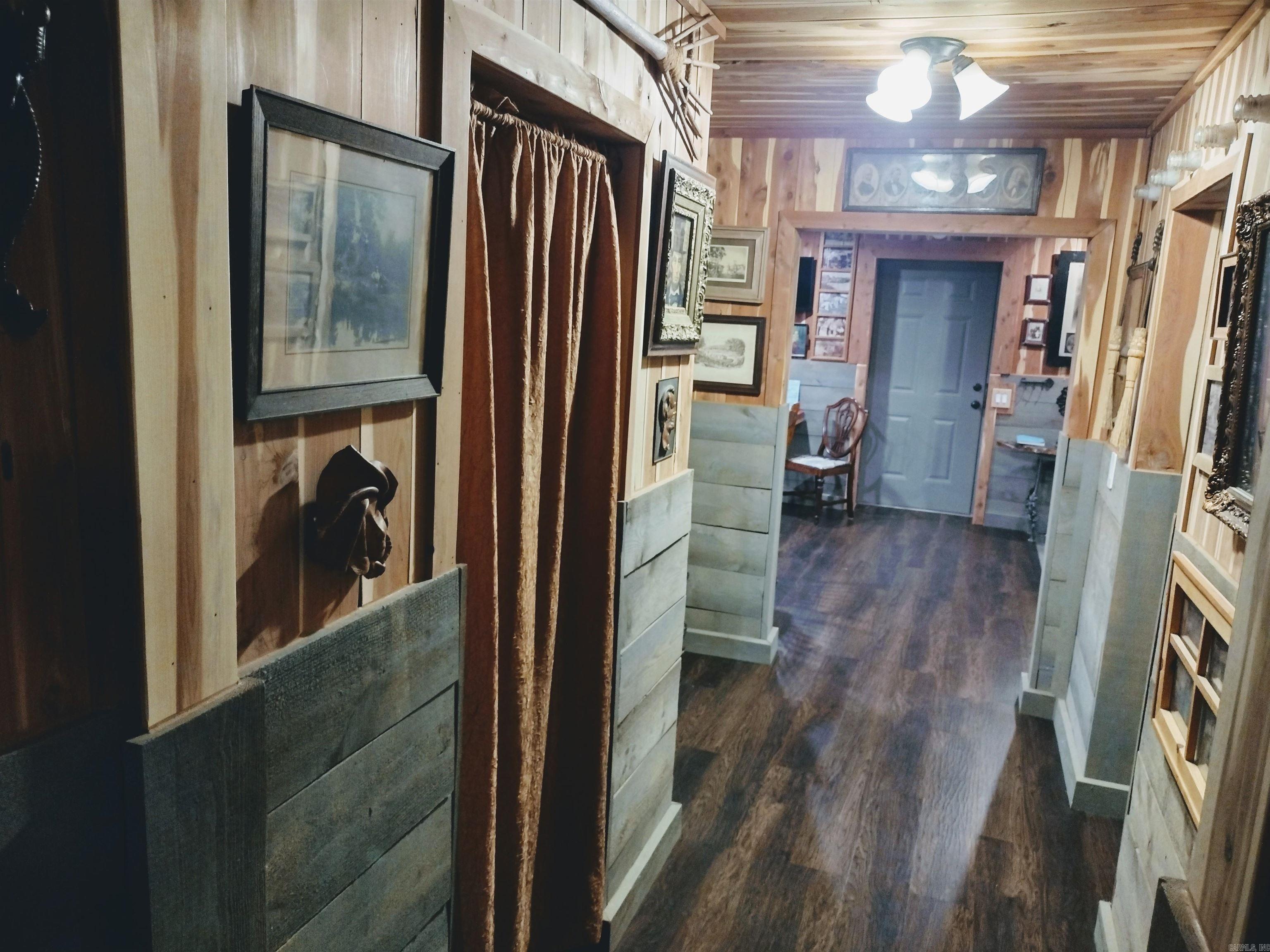 131  Walnut ST  Calico Rock, AR